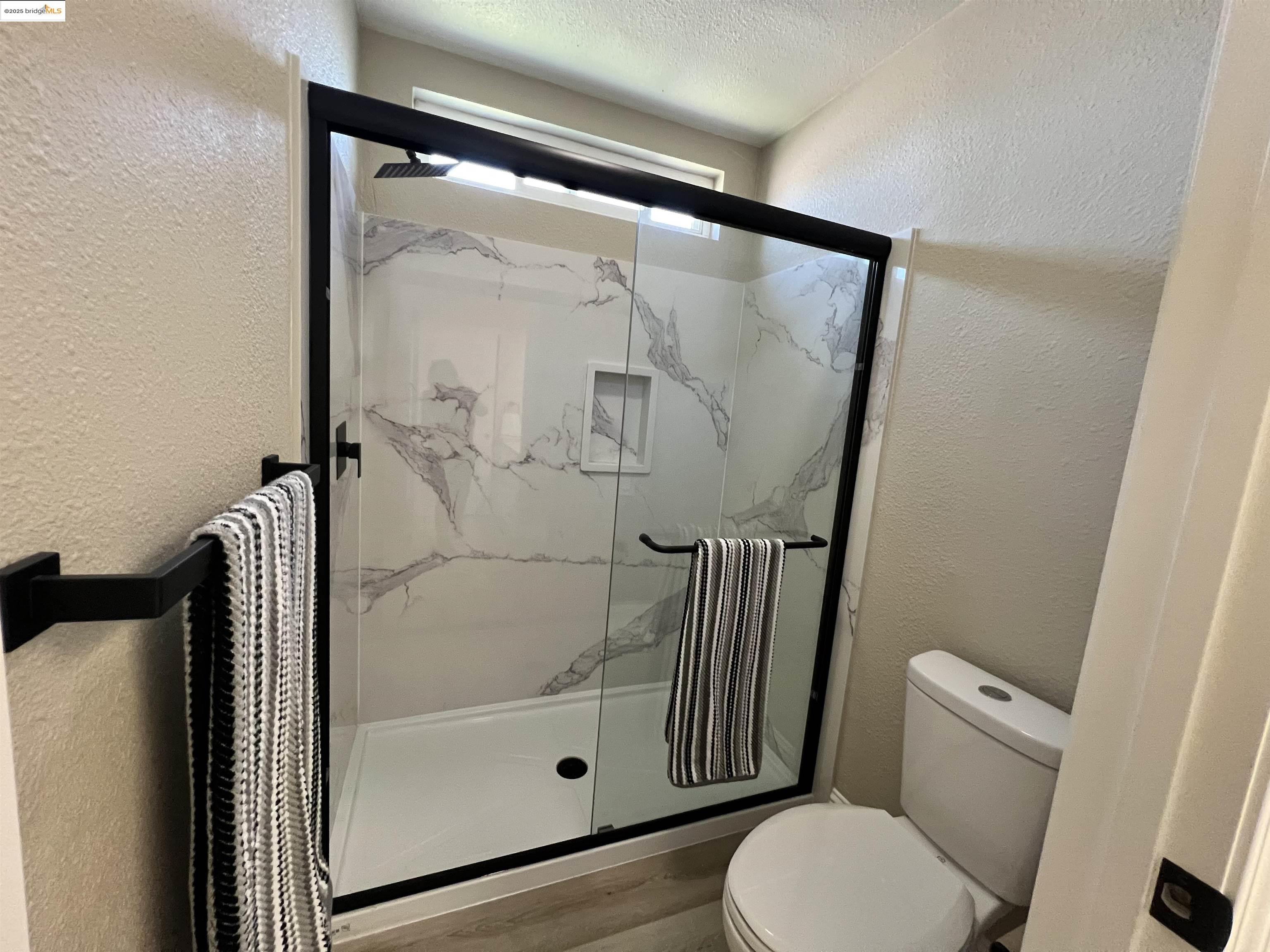 Detail Gallery Image 13 of 27 For 520 Mockingbird Ln, Oakley,  CA 94561 - 3 Beds | 2 Baths