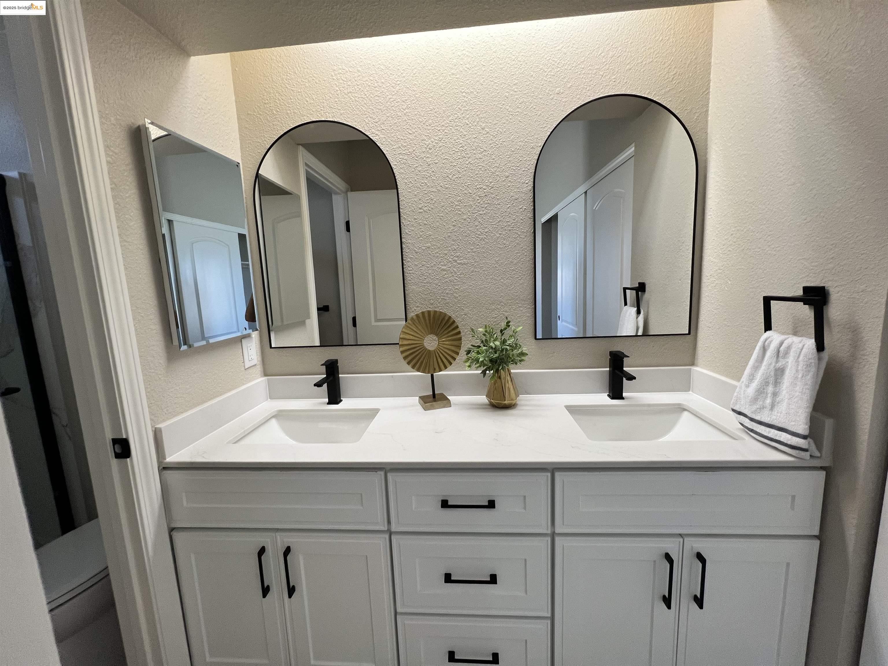 Detail Gallery Image 14 of 27 For 520 Mockingbird Ln, Oakley,  CA 94561 - 3 Beds | 2 Baths