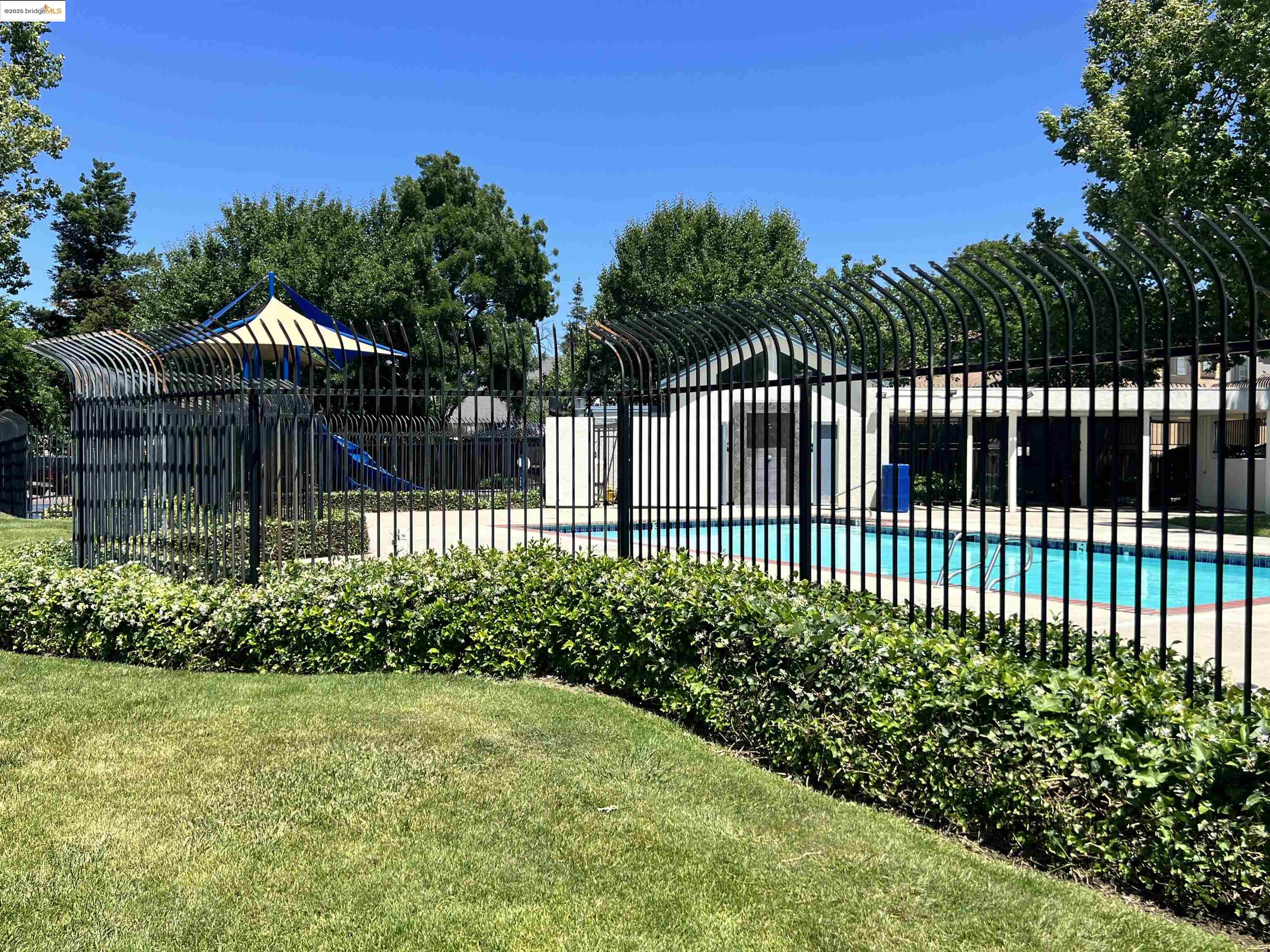 Detail Gallery Image 27 of 27 For 520 Mockingbird Ln, Oakley,  CA 94561 - 3 Beds | 2 Baths