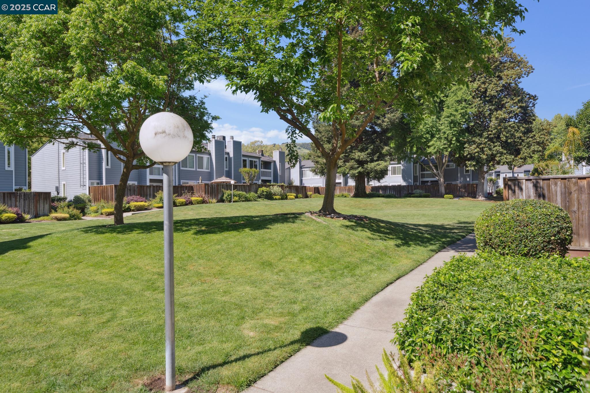 Photo #25: 41098233 Listing: Photo #25