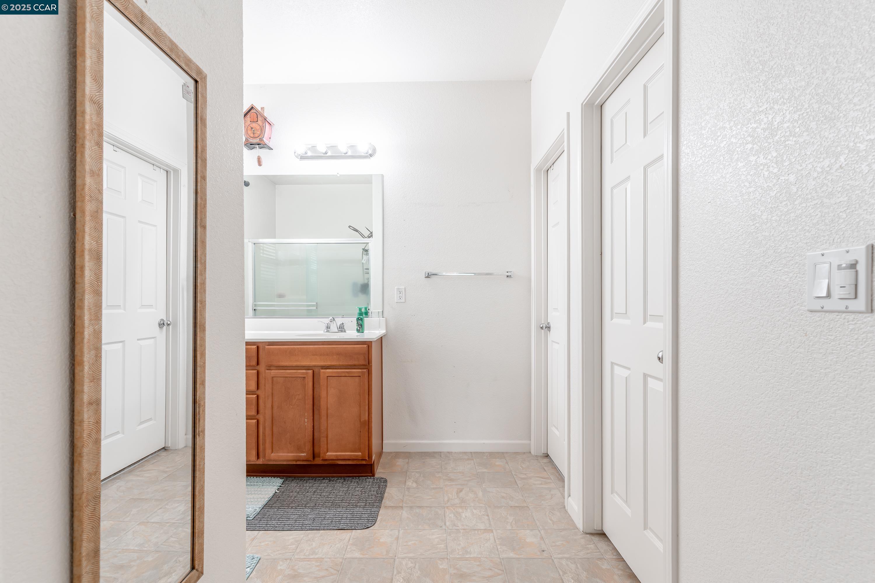 Detail Gallery Image 21 of 42 For 16306 Pony Express Way, Lathrop,  CA 95330 - 3 Beds | 2 Baths