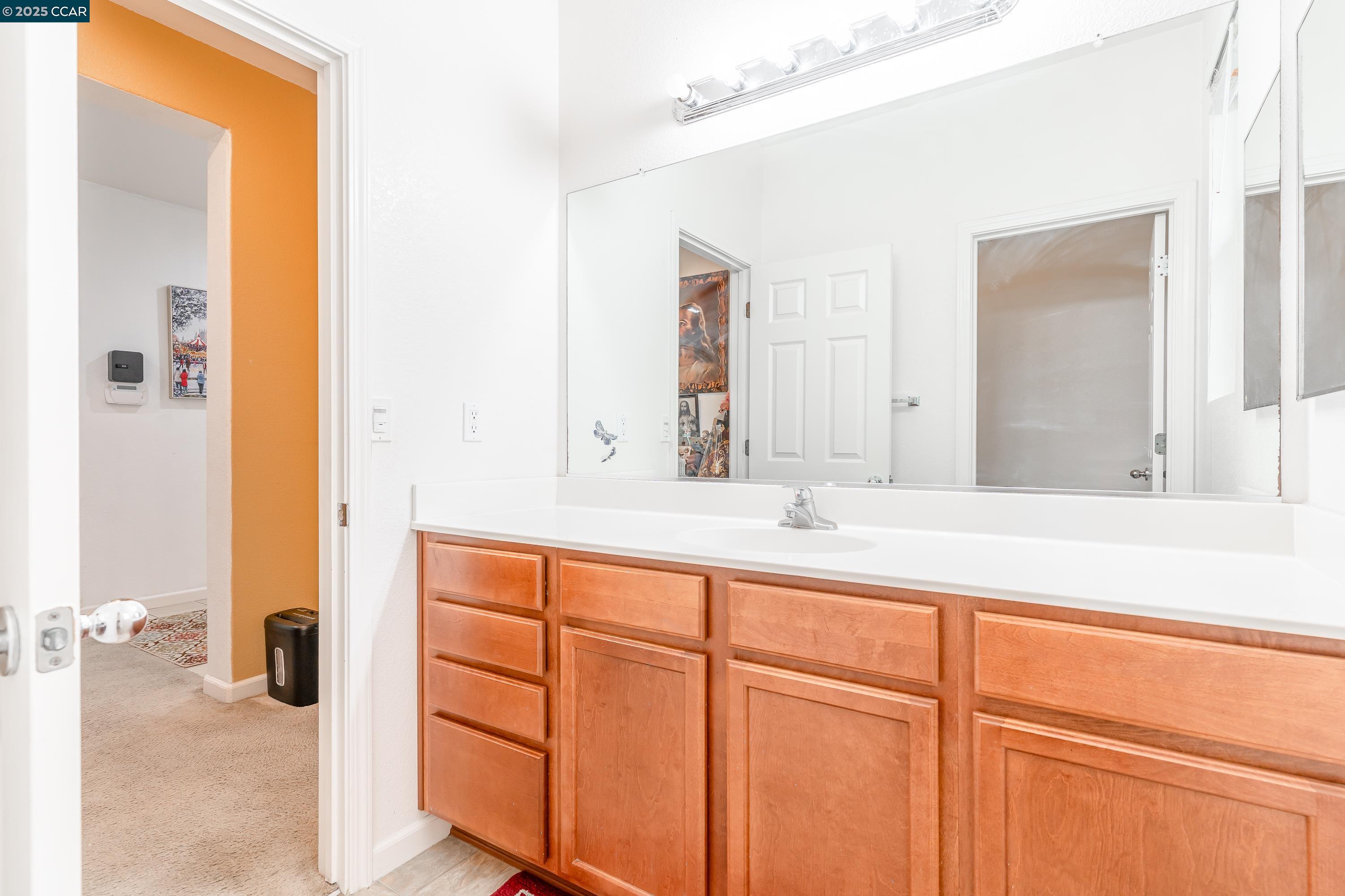 Detail Gallery Image 24 of 42 For 16306 Pony Express Way, Lathrop,  CA 95330 - 3 Beds | 2 Baths