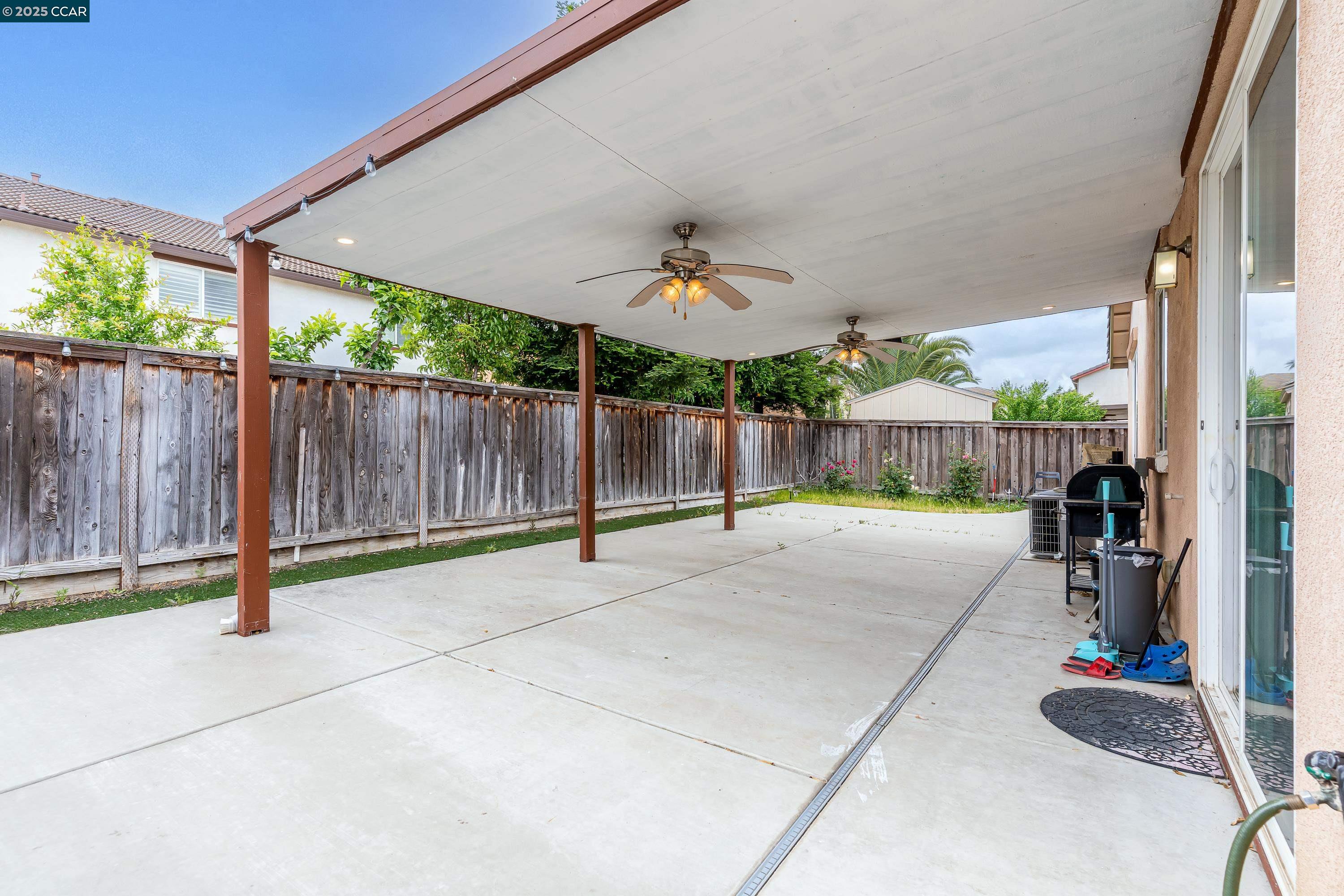 Detail Gallery Image 34 of 42 For 16306 Pony Express Way, Lathrop,  CA 95330 - 3 Beds | 2 Baths