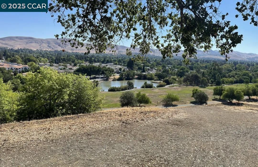 Detail Gallery Image 26 of 26 For 4540 Melody Dr #C,  Concord,  CA 94521 - 2 Beds | 2 Baths