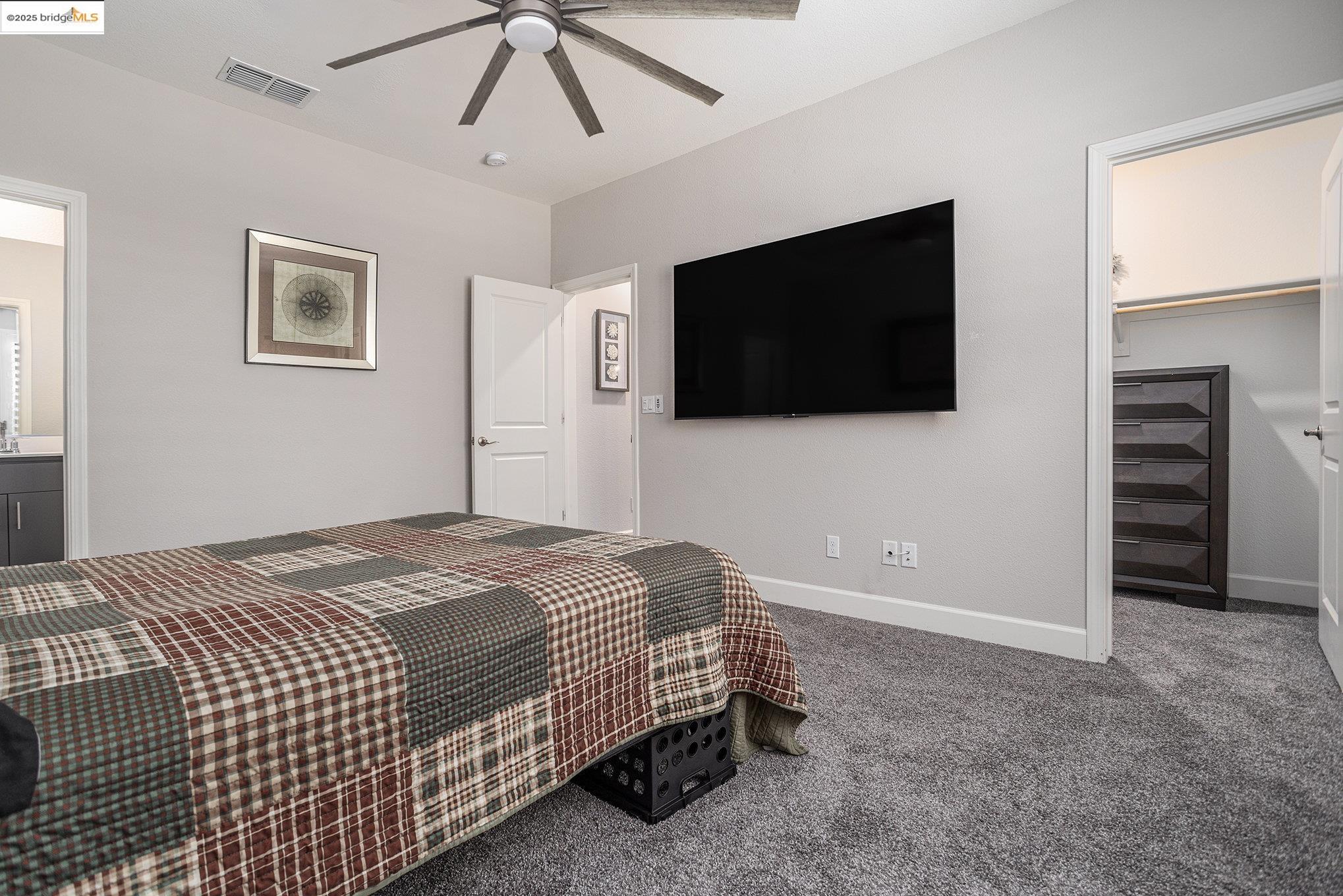 Detail Gallery Image 14 of 29 For 1734 Bonnard Way, Lodi,  CA 95242 - 5 Beds | 3/1 Baths
