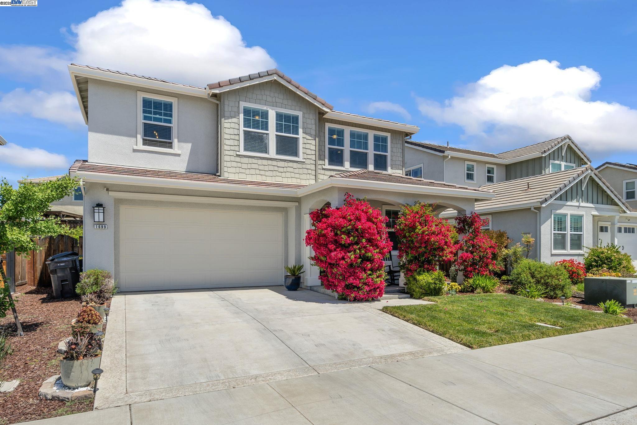Detail Gallery Image 3 of 54 For 1699 Mulholland Dr, Lathrop,  CA 95330 - 4 Beds | 3 Baths