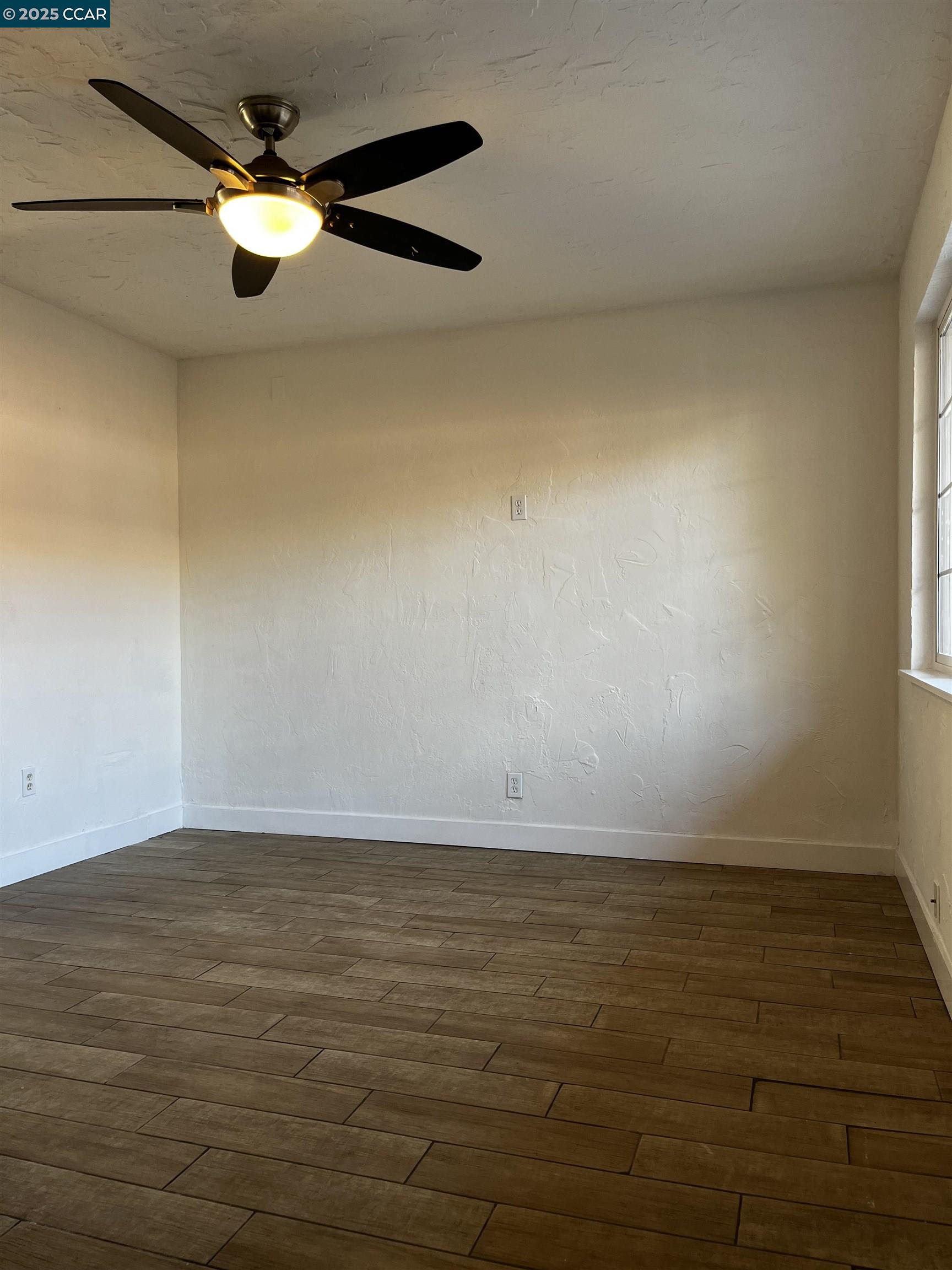 Detail Gallery Image 9 of 10 For 320 Maine Ave, Richmond,  CA 94804 - – Beds | – Baths