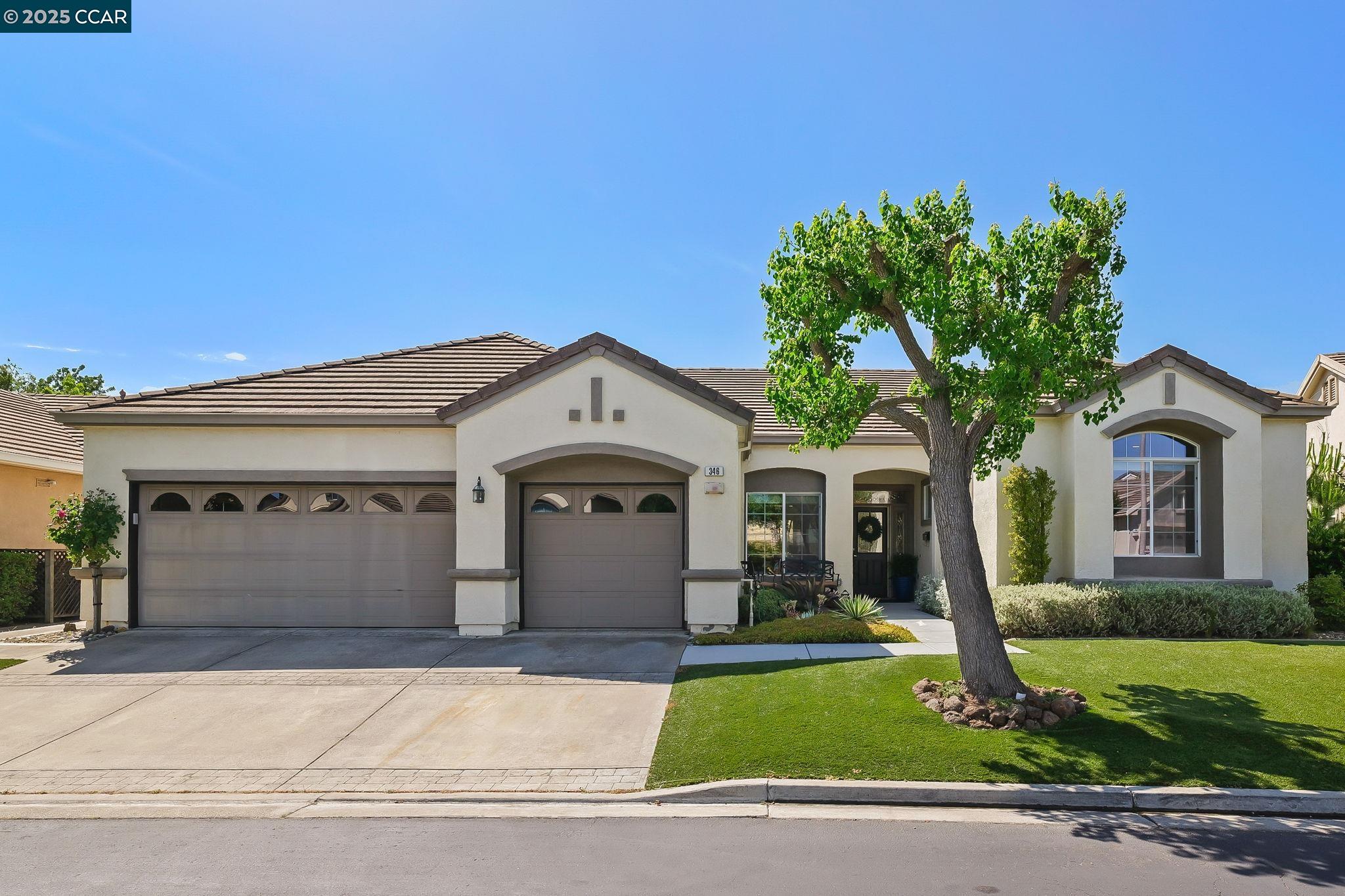 Detail Gallery Image 2 of 39 For 346 Gladstone Dr, Brentwood,  CA 94513 - 3 Beds | 2/1 Baths