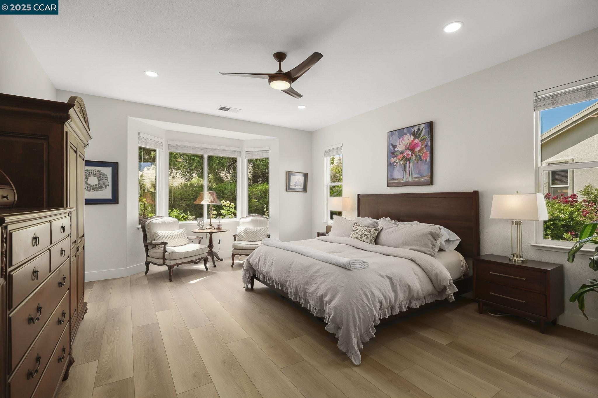 Detail Gallery Image 16 of 39 For 346 Gladstone Dr, Brentwood,  CA 94513 - 3 Beds | 2/1 Baths