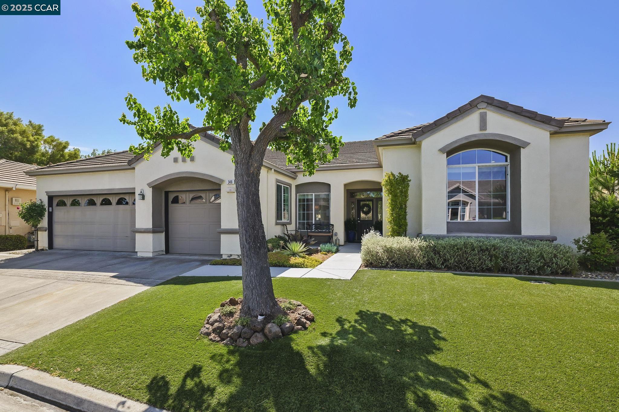 Detail Gallery Image 3 of 39 For 346 Gladstone Dr, Brentwood,  CA 94513 - 3 Beds | 2/1 Baths