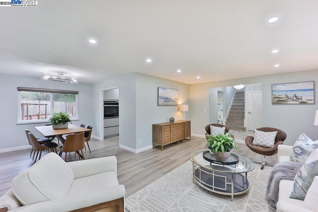 Detail Gallery Image 14 of 56 For 294 Rosado Rd, Fremont,  CA 94539 - 4 Beds | 2/1 Baths