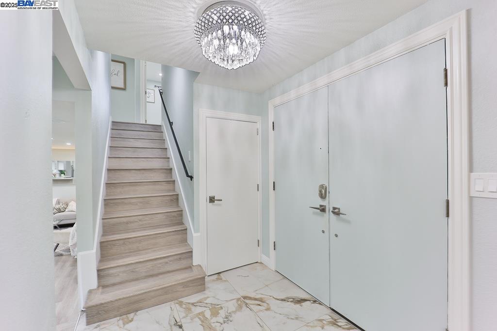 Detail Gallery Image 15 of 56 For 294 Rosado Rd, Fremont,  CA 94539 - 4 Beds | 2/1 Baths