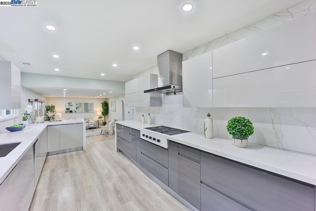 Detail Gallery Image 7 of 56 For 294 Rosado Rd, Fremont,  CA 94539 - 4 Beds | 2/1 Baths
