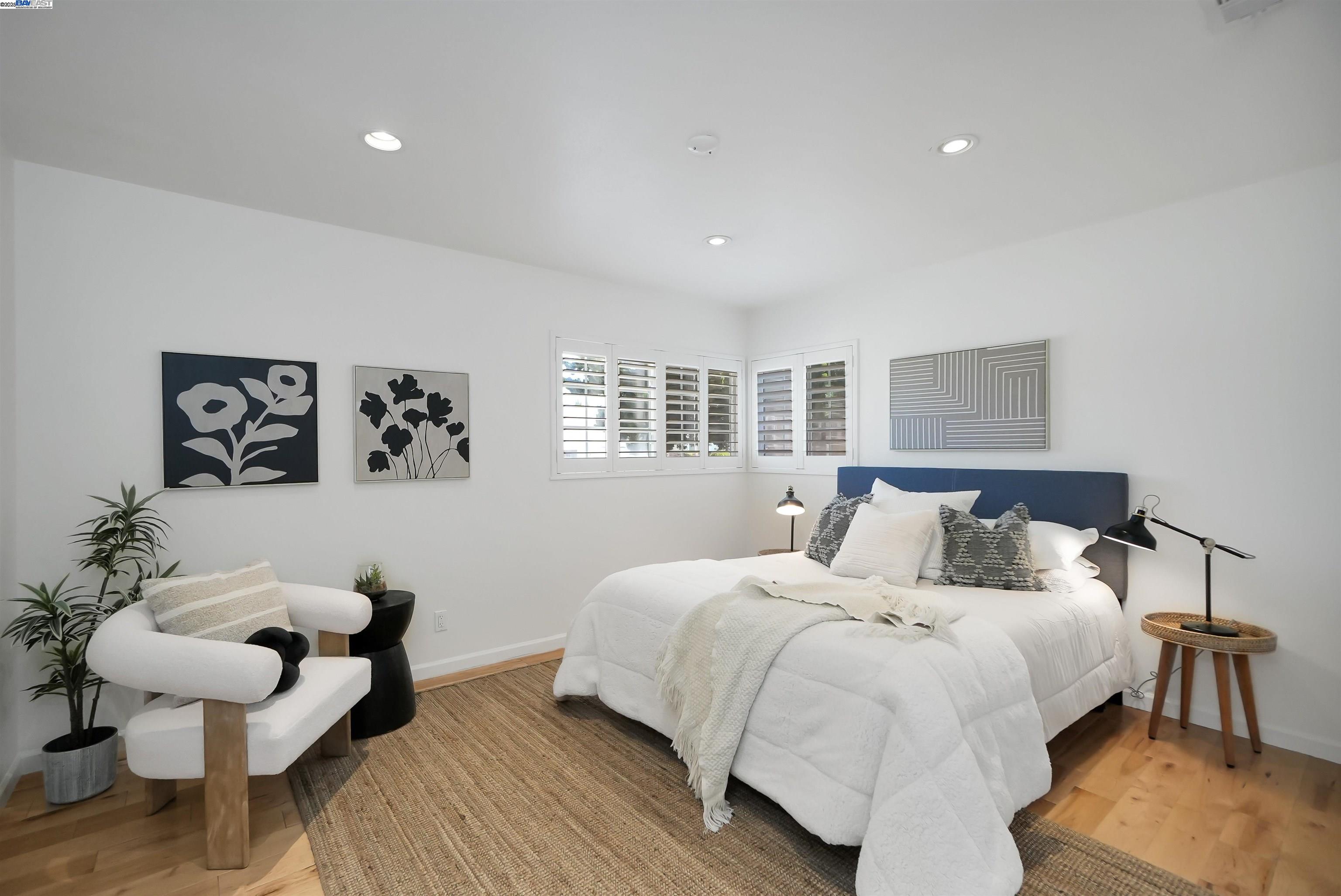 Detail Gallery Image 20 of 43 For 17233 via La Jolla, San Lorenzo,  CA 94580 - 3 Beds | 2 Baths