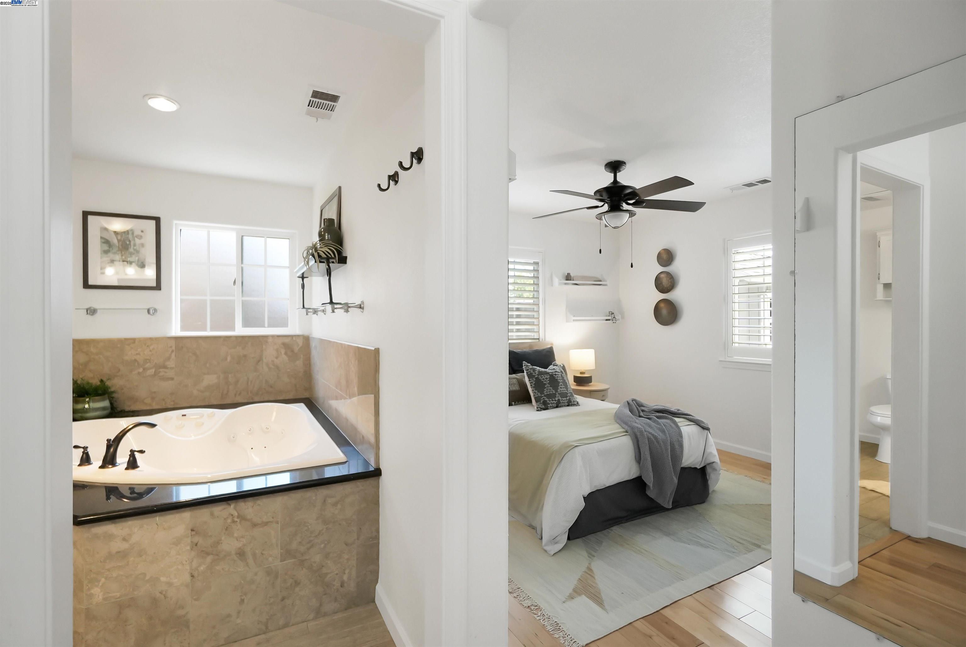 Detail Gallery Image 24 of 43 For 17233 via La Jolla, San Lorenzo,  CA 94580 - 3 Beds | 2 Baths
