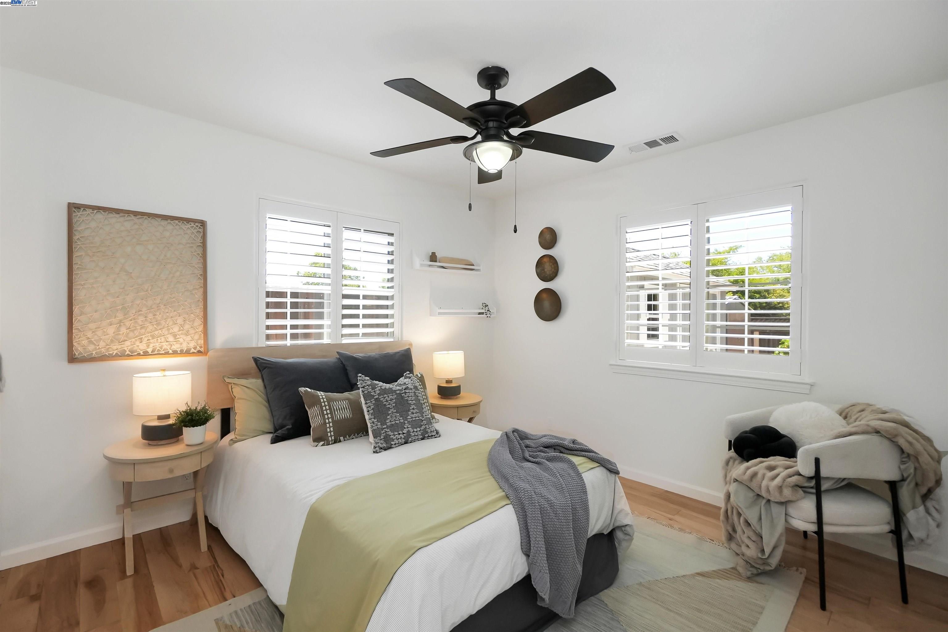 Detail Gallery Image 25 of 43 For 17233 via La Jolla, San Lorenzo,  CA 94580 - 3 Beds | 2 Baths