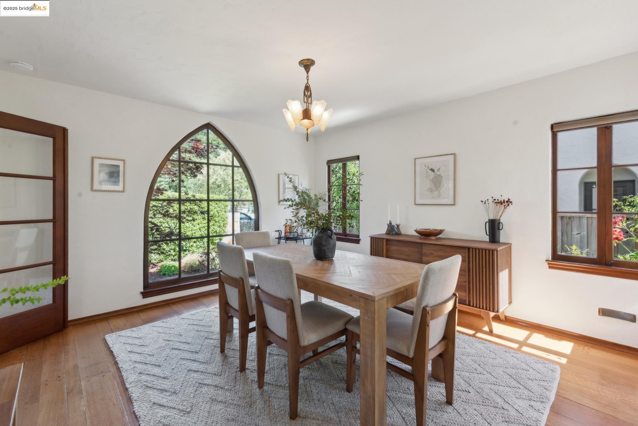 Detail Gallery Image 21 of 60 For 774 Spruce St, Berkeley,  CA 94707 - 3 Beds | 2 Baths