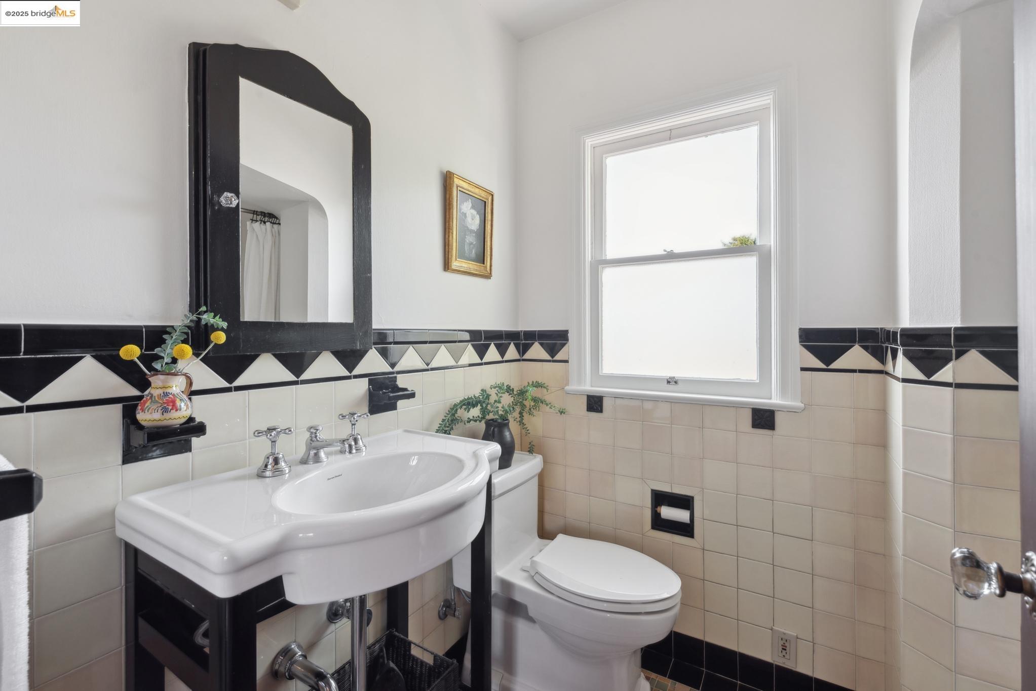 Detail Gallery Image 47 of 60 For 774 Spruce St, Berkeley,  CA 94707 - 3 Beds | 2 Baths