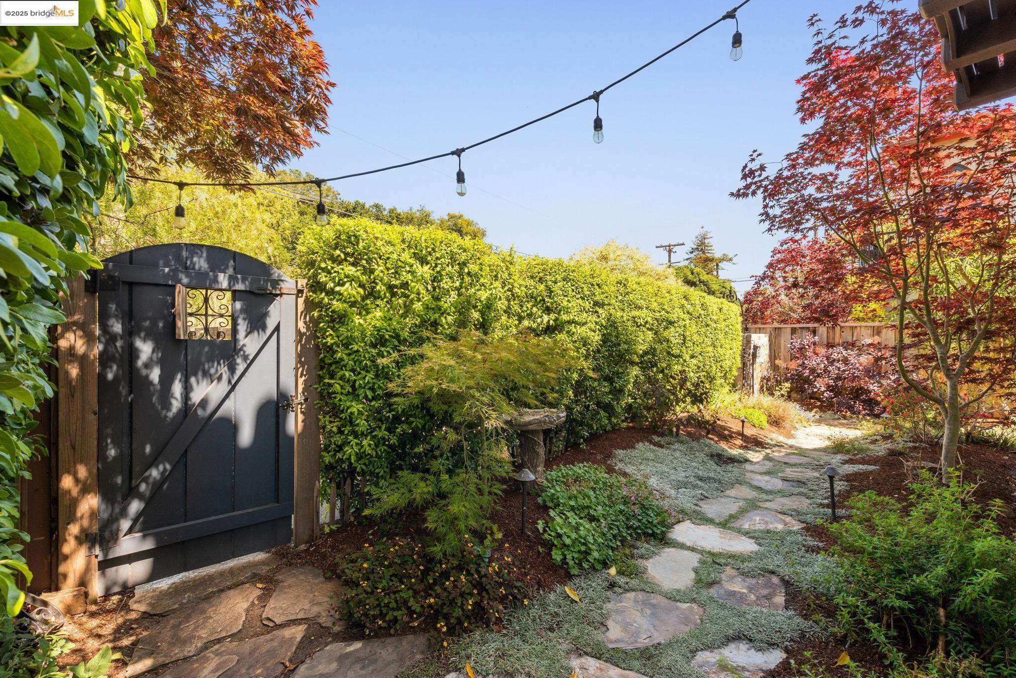 Detail Gallery Image 58 of 60 For 774 Spruce St, Berkeley,  CA 94707 - 3 Beds | 2 Baths