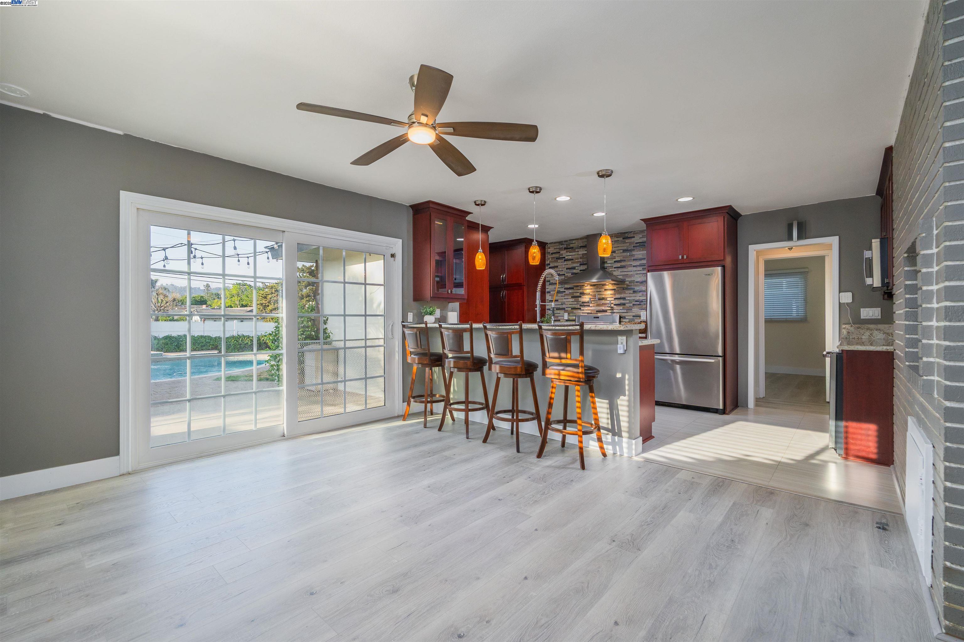 Detail Gallery Image 10 of 39 For 1651 W El Portal Dr, La Habra,  CA 90631 - 3 Beds | 2 Baths