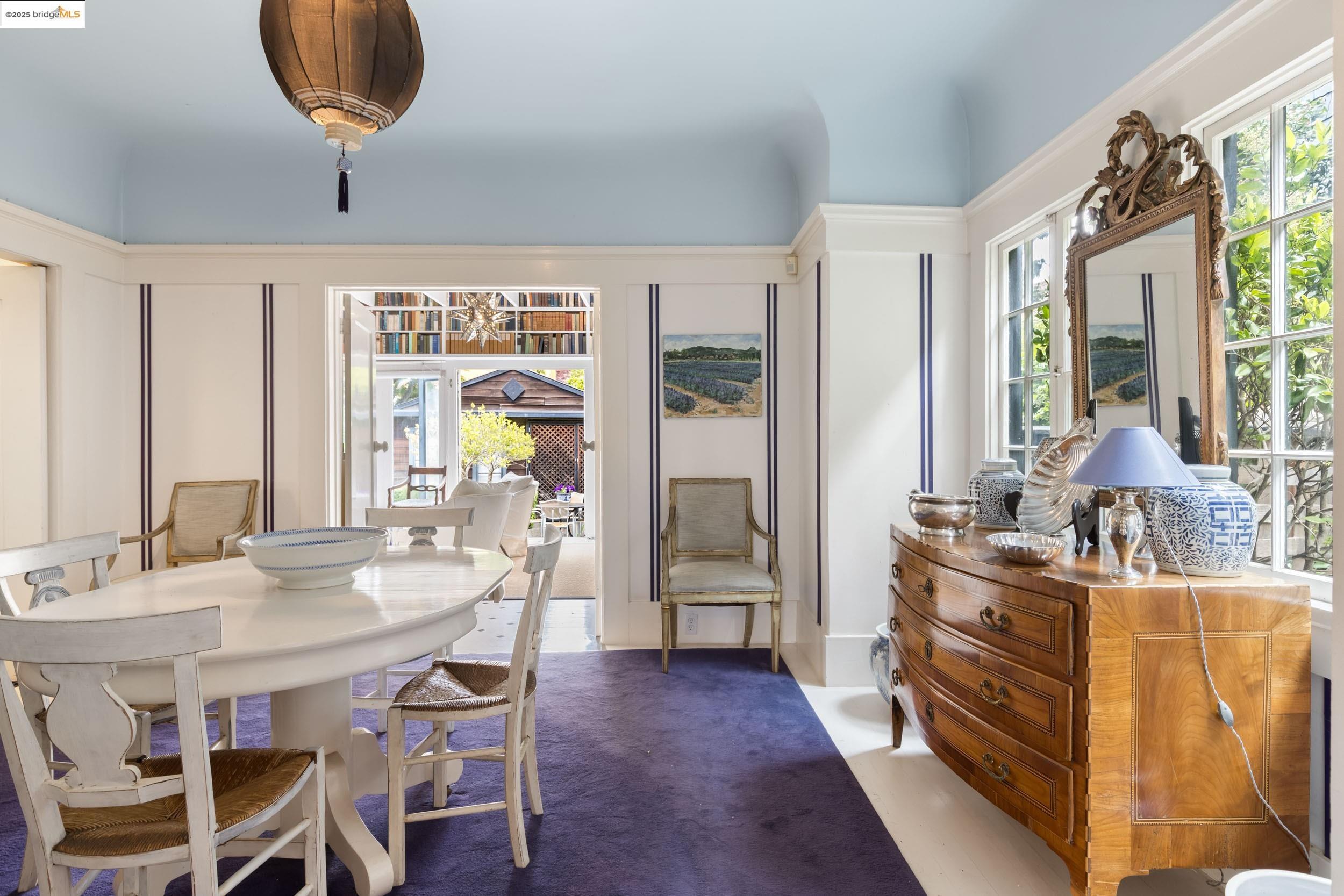 Detail Gallery Image 13 of 33 For 108 Bonita Ave, Piedmont,  CA 94611 - 4 Beds | 3 Baths