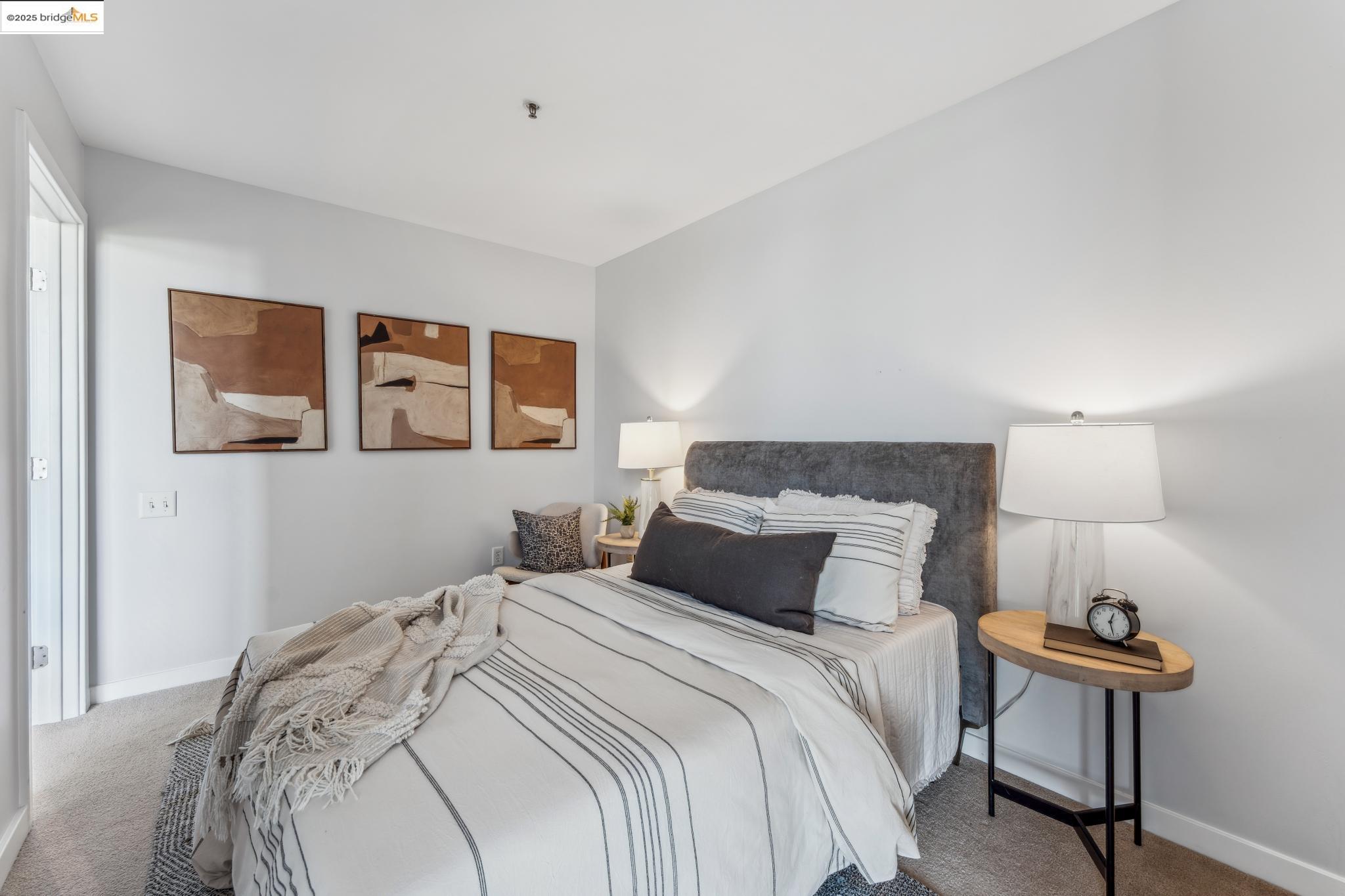 Detail Gallery Image 49 of 60 For 1007 41st Street #422,  Oakland,  CA 94608-3777 - 2 Beds | 1/1 Baths
