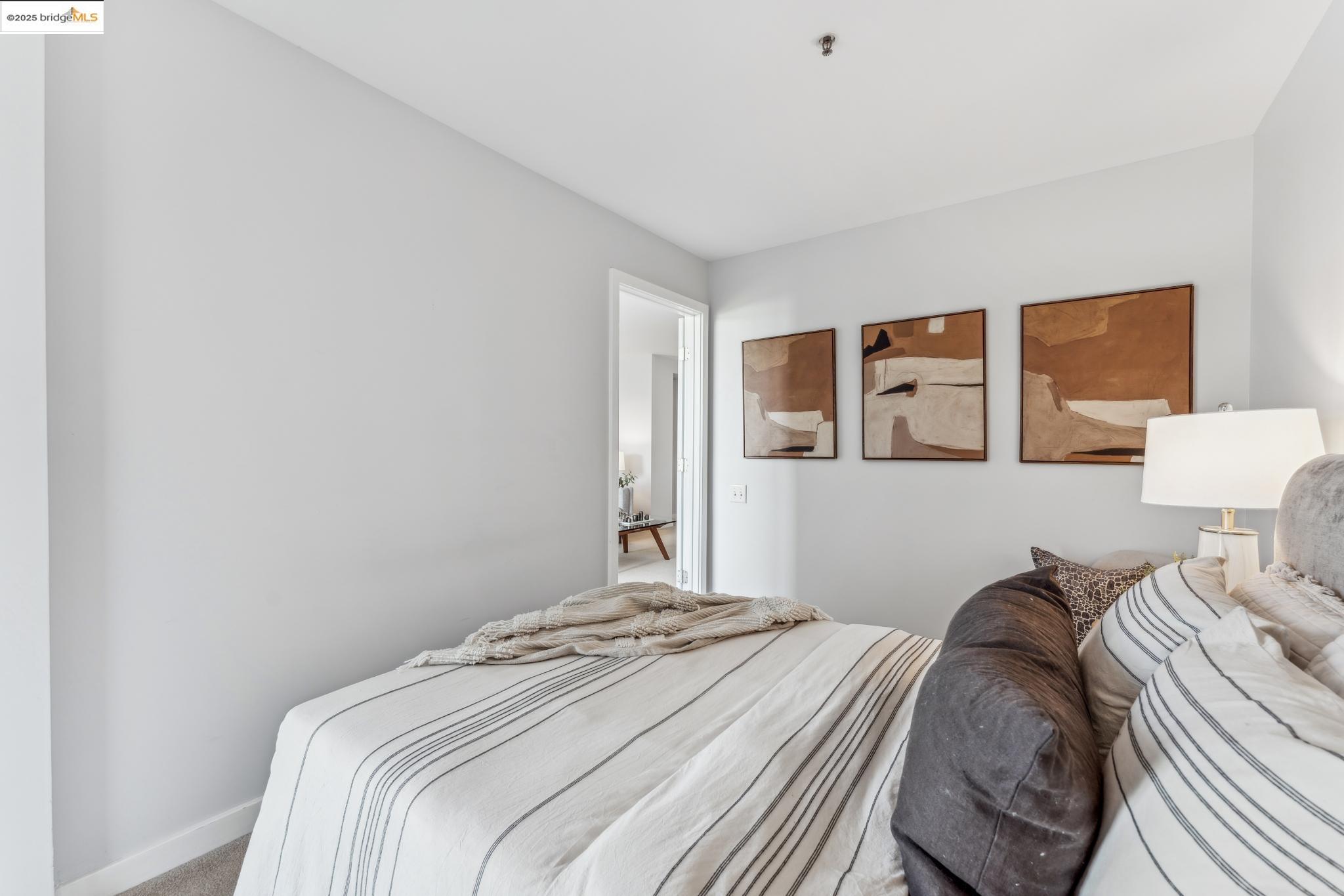 Detail Gallery Image 50 of 60 For 1007 41st Street #422,  Oakland,  CA 94608-3777 - 2 Beds | 1/1 Baths