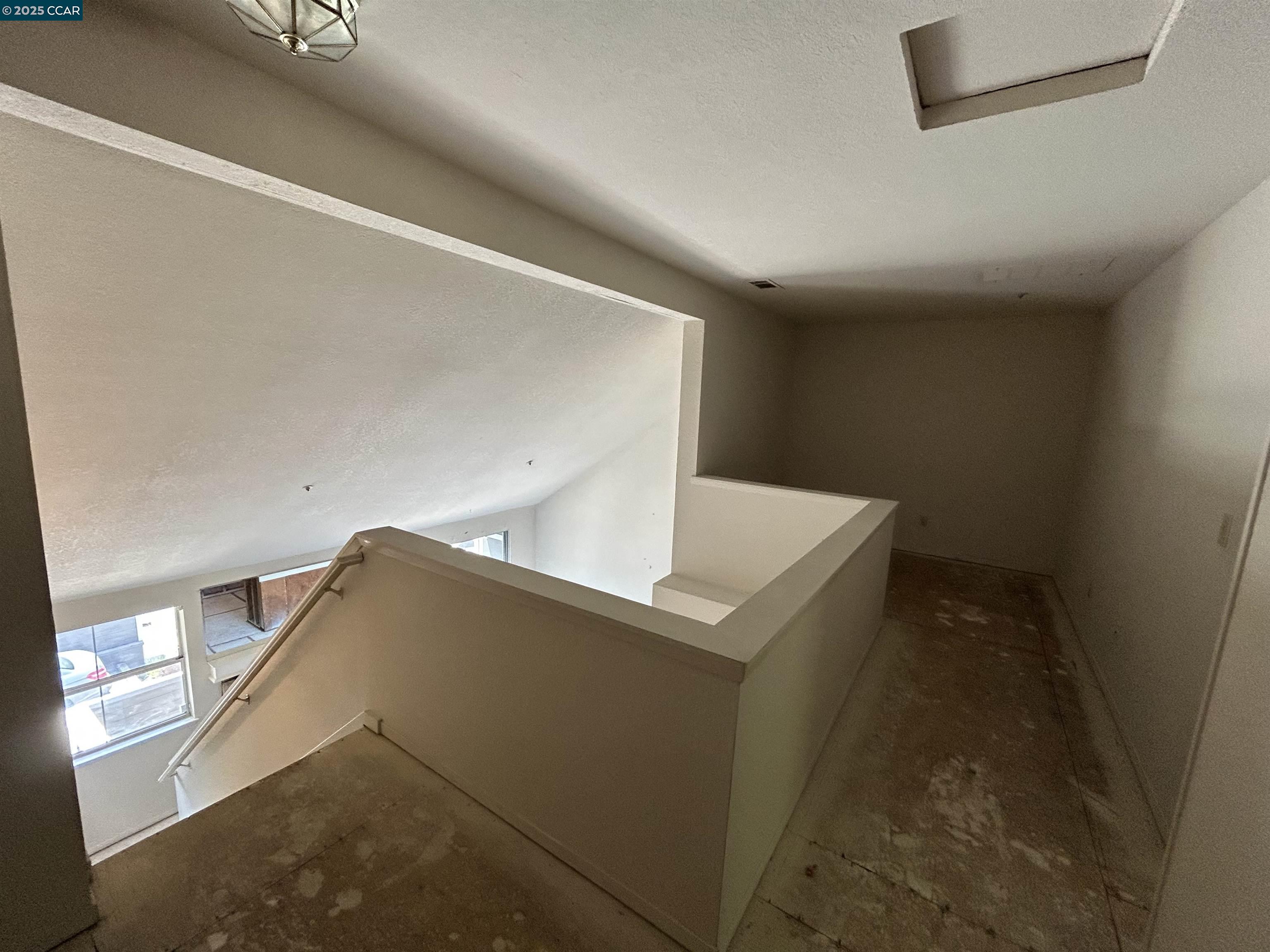 Detail Gallery Image 13 of 23 For 1358 E 7th St., Benicia,  CA 94510 - 2 Beds | 2/1 Baths