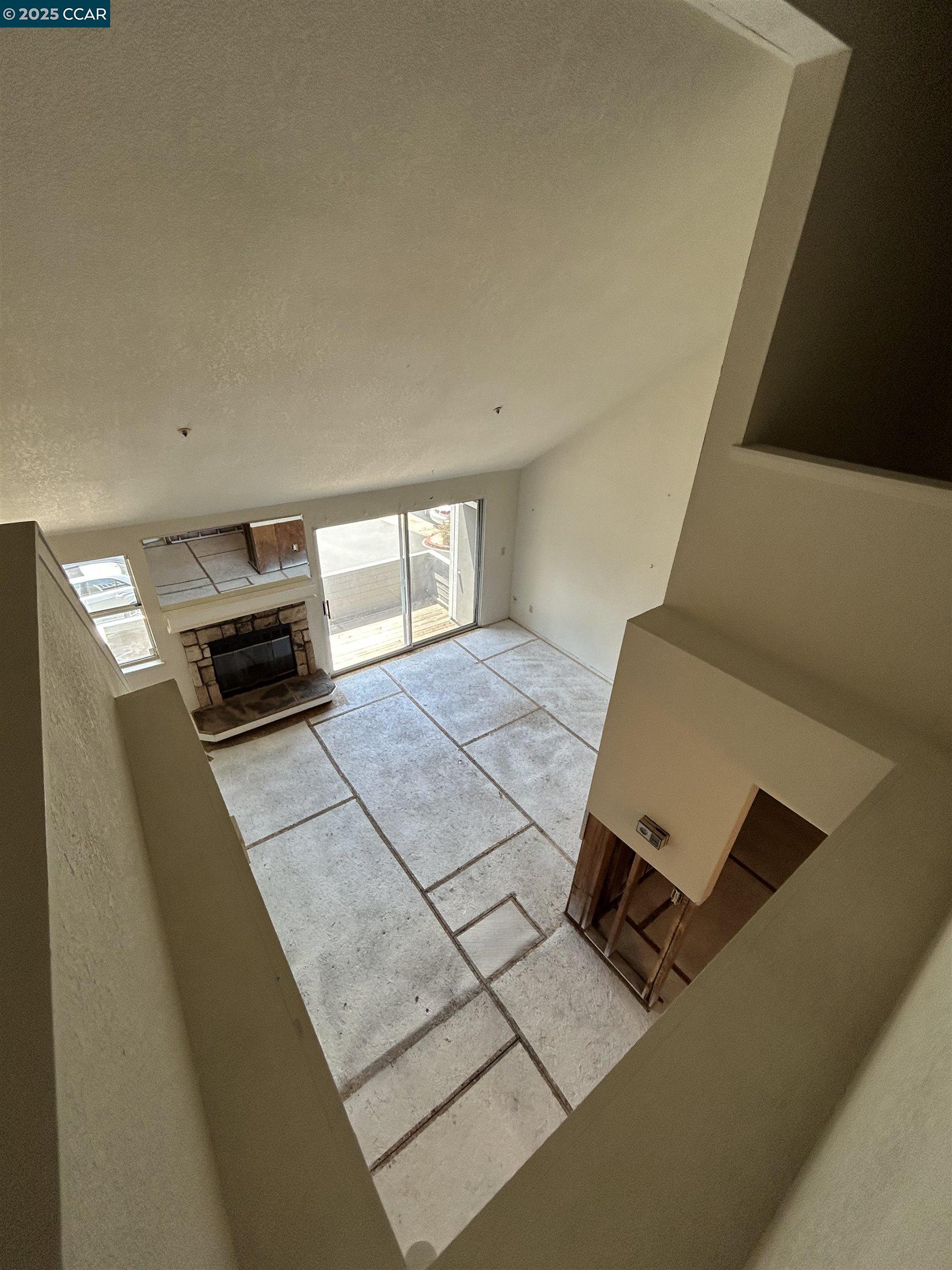 Detail Gallery Image 14 of 23 For 1358 E 7th St., Benicia,  CA 94510 - 2 Beds | 2/1 Baths