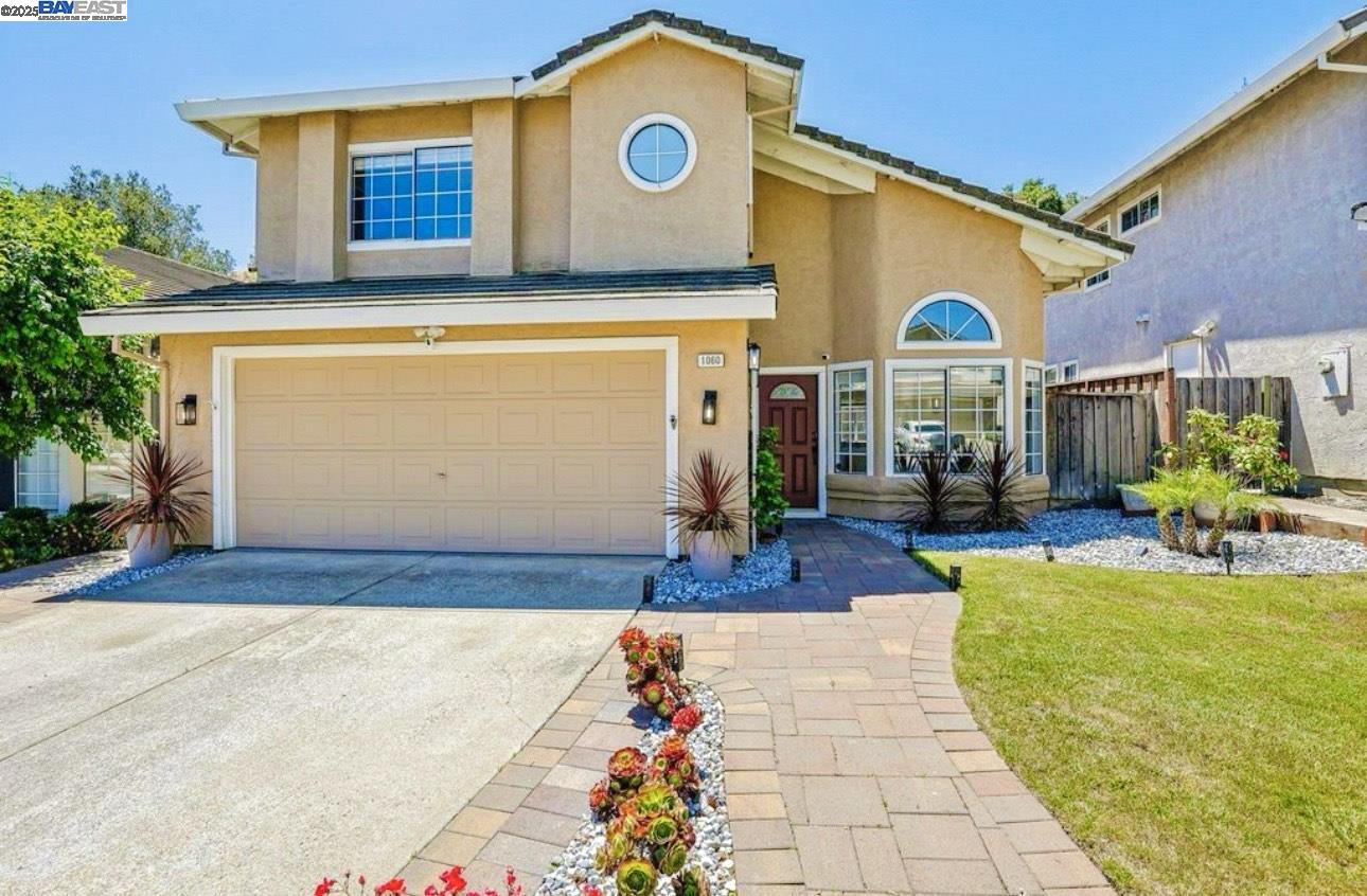 Detail Gallery Image 2 of 32 For 1060 Green Point Ct, Concord,  CA 94521 - 3 Beds | 2/1 Baths