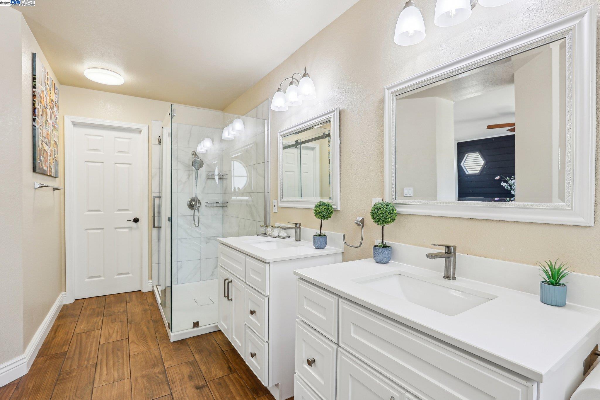 Detail Gallery Image 17 of 32 For 1060 Green Point Ct, Concord,  CA 94521 - 3 Beds | 2/1 Baths