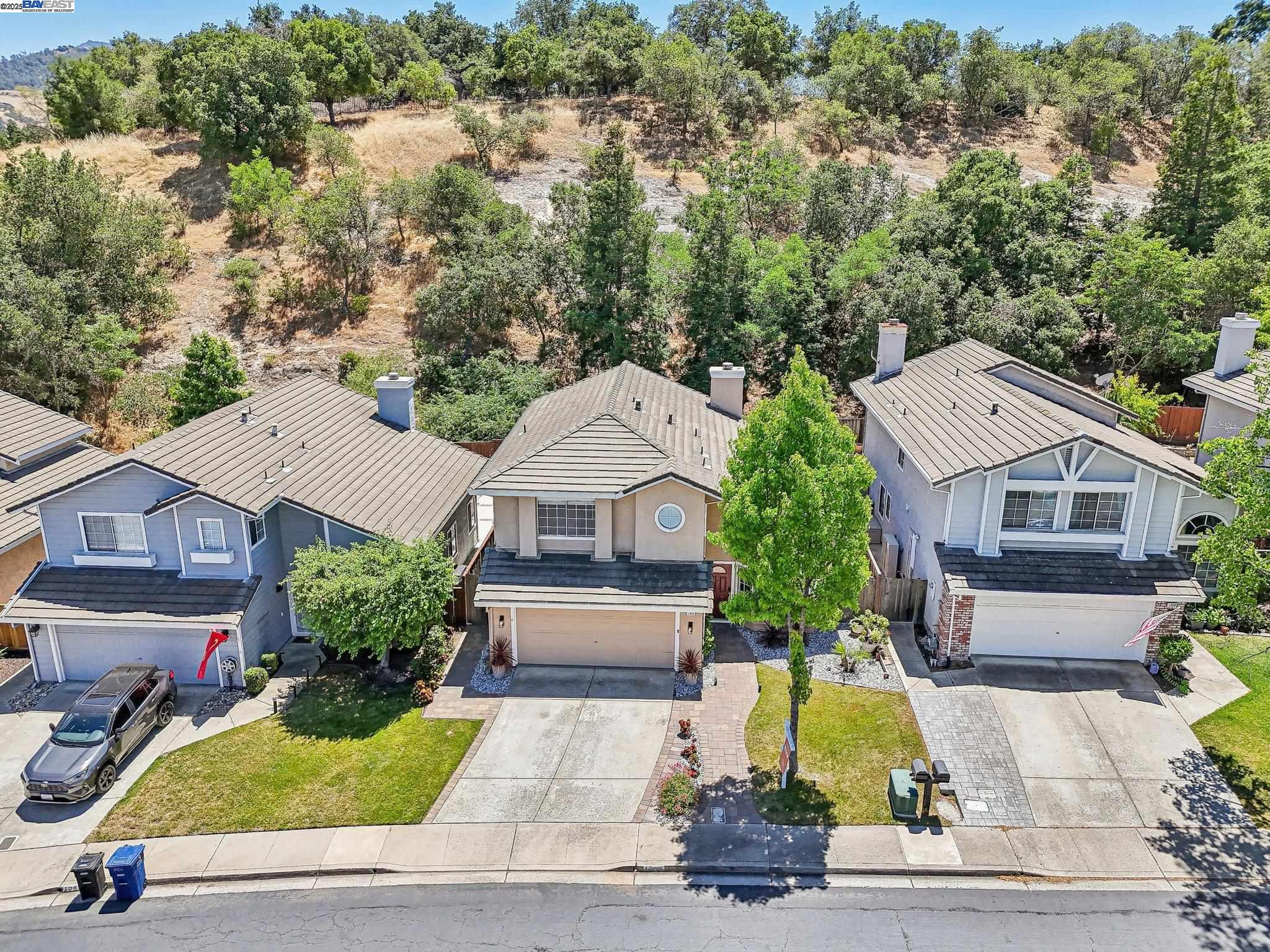 Detail Gallery Image 26 of 32 For 1060 Green Point Ct, Concord,  CA 94521 - 3 Beds | 2/1 Baths