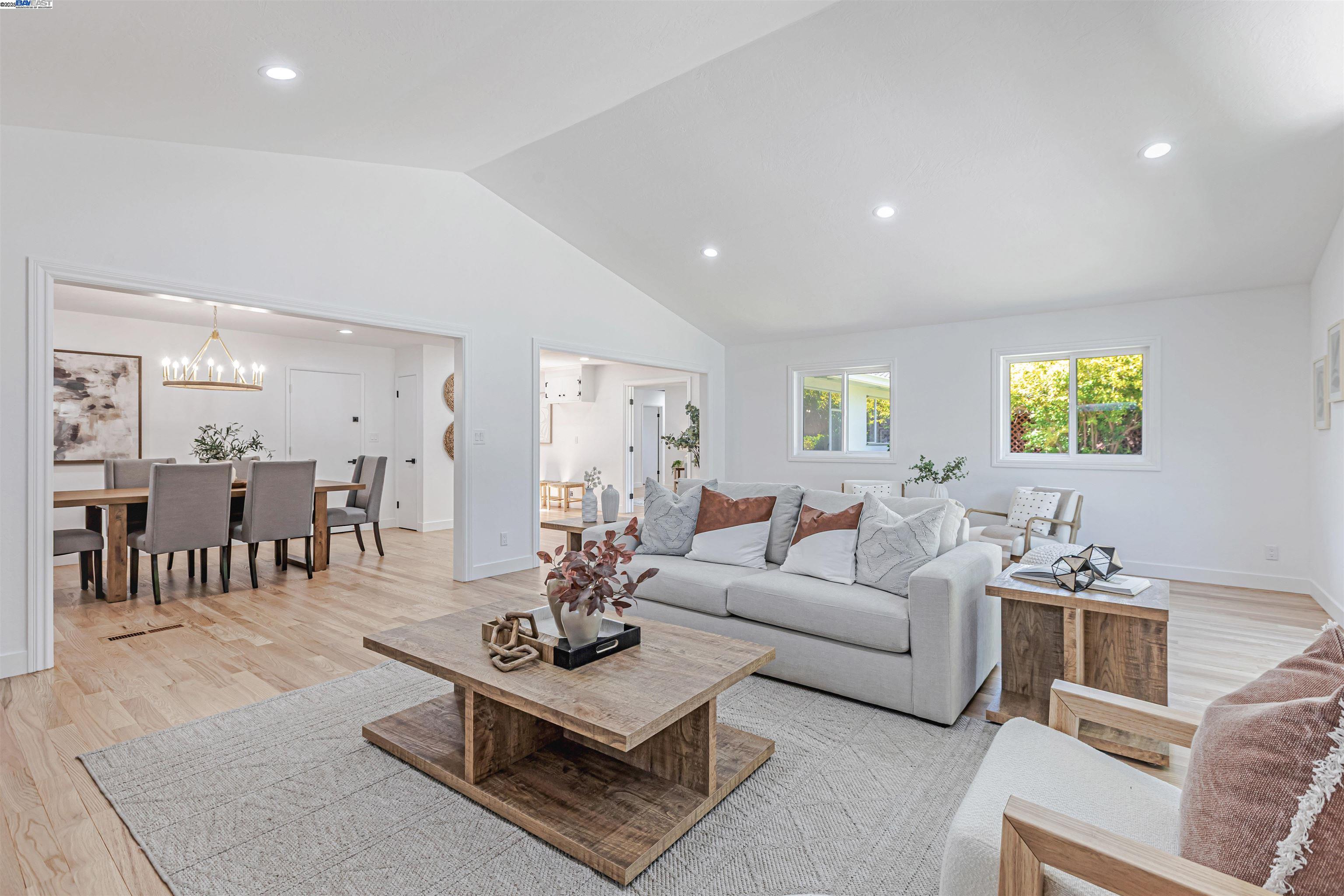 Detail Gallery Image 11 of 46 For 37972 Ballard Dr, Fremont,  CA 94536 - 3 Beds | 2 Baths