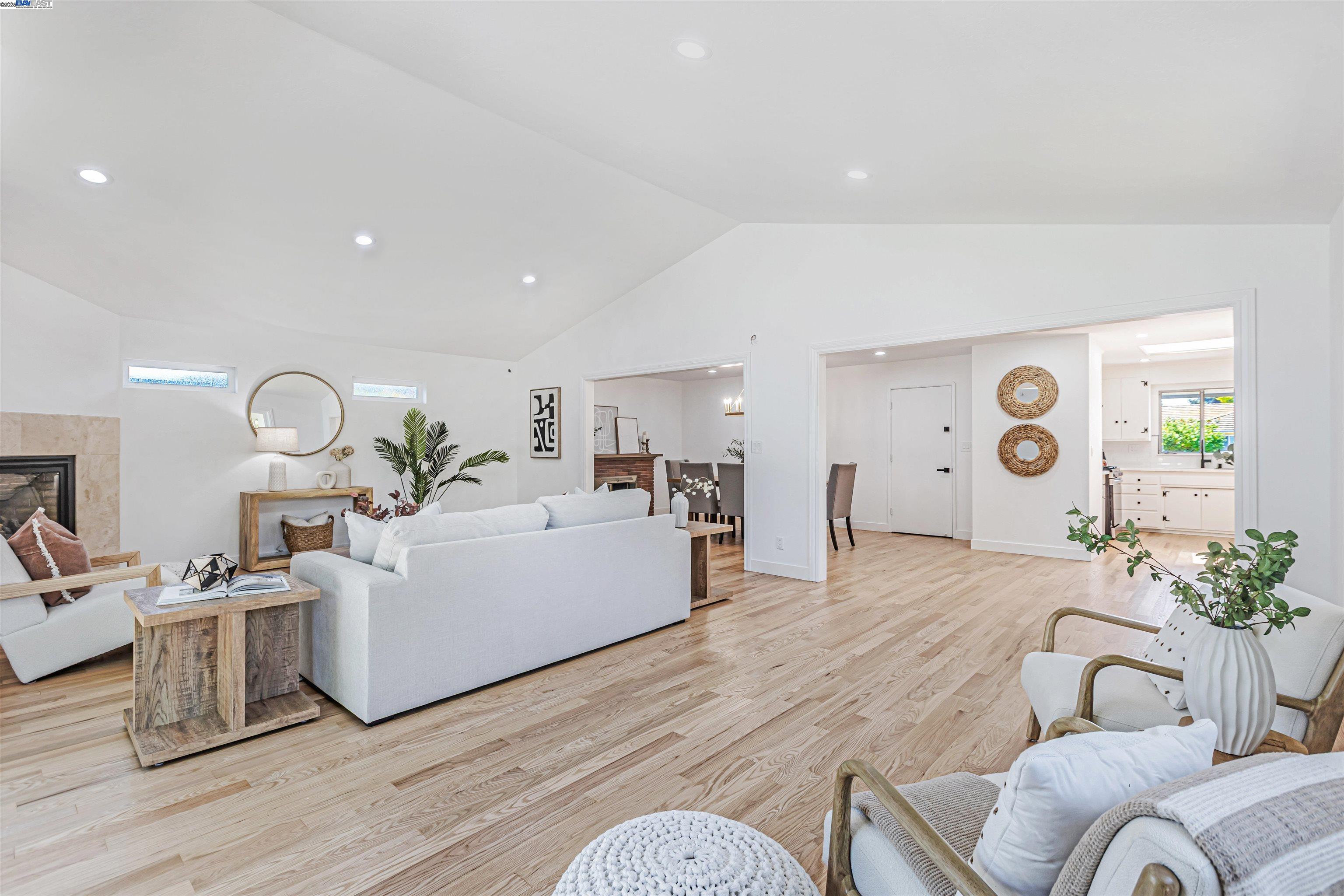 Detail Gallery Image 14 of 46 For 37972 Ballard Dr, Fremont,  CA 94536 - 3 Beds | 2 Baths