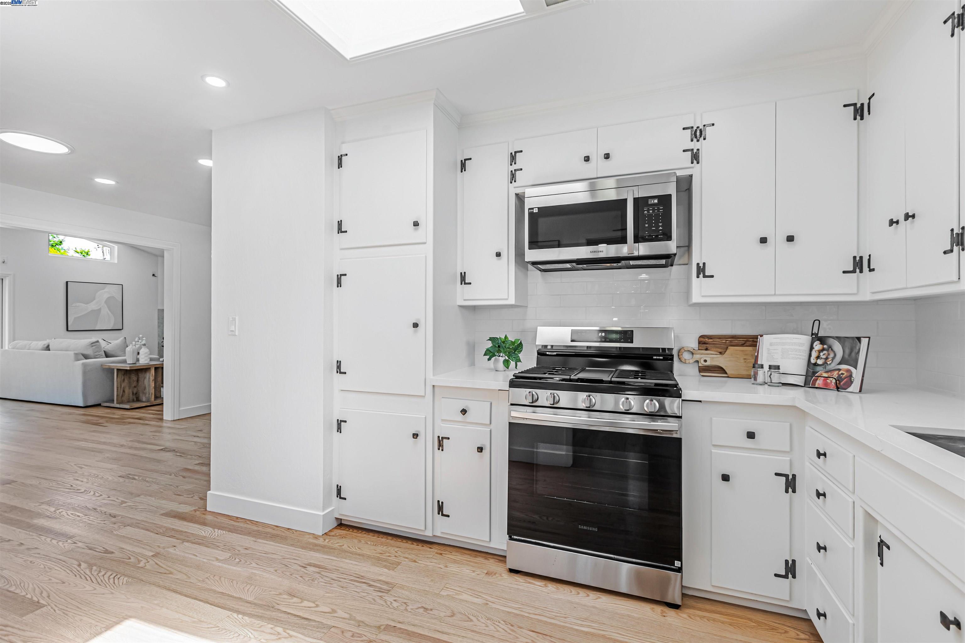 Detail Gallery Image 16 of 46 For 37972 Ballard Dr, Fremont,  CA 94536 - 3 Beds | 2 Baths