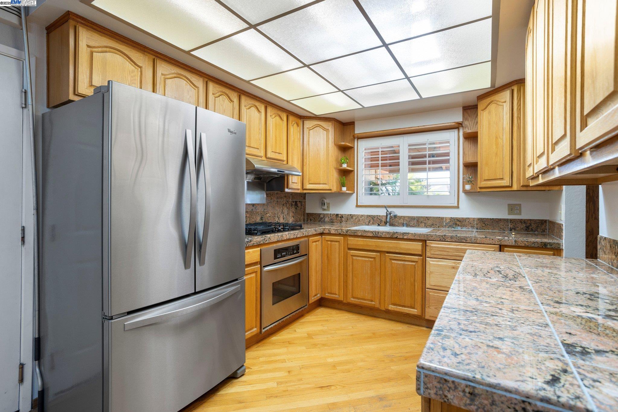 Detail Gallery Image 12 of 44 For 3158 Warwick Rd, Fremont,  CA 94555 - 4 Beds | 2 Baths