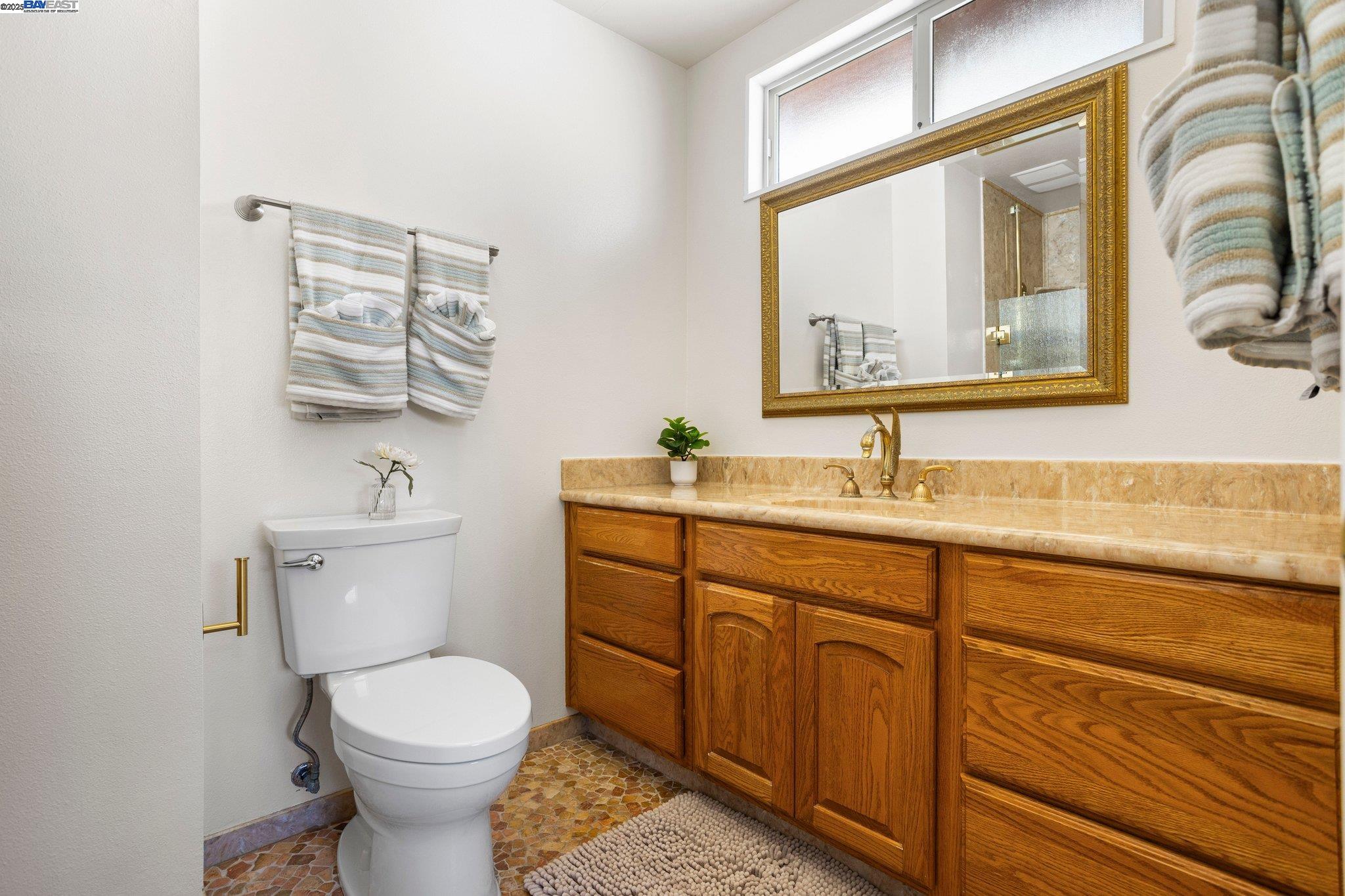 Detail Gallery Image 23 of 44 For 3158 Warwick Rd, Fremont,  CA 94555 - 4 Beds | 2 Baths