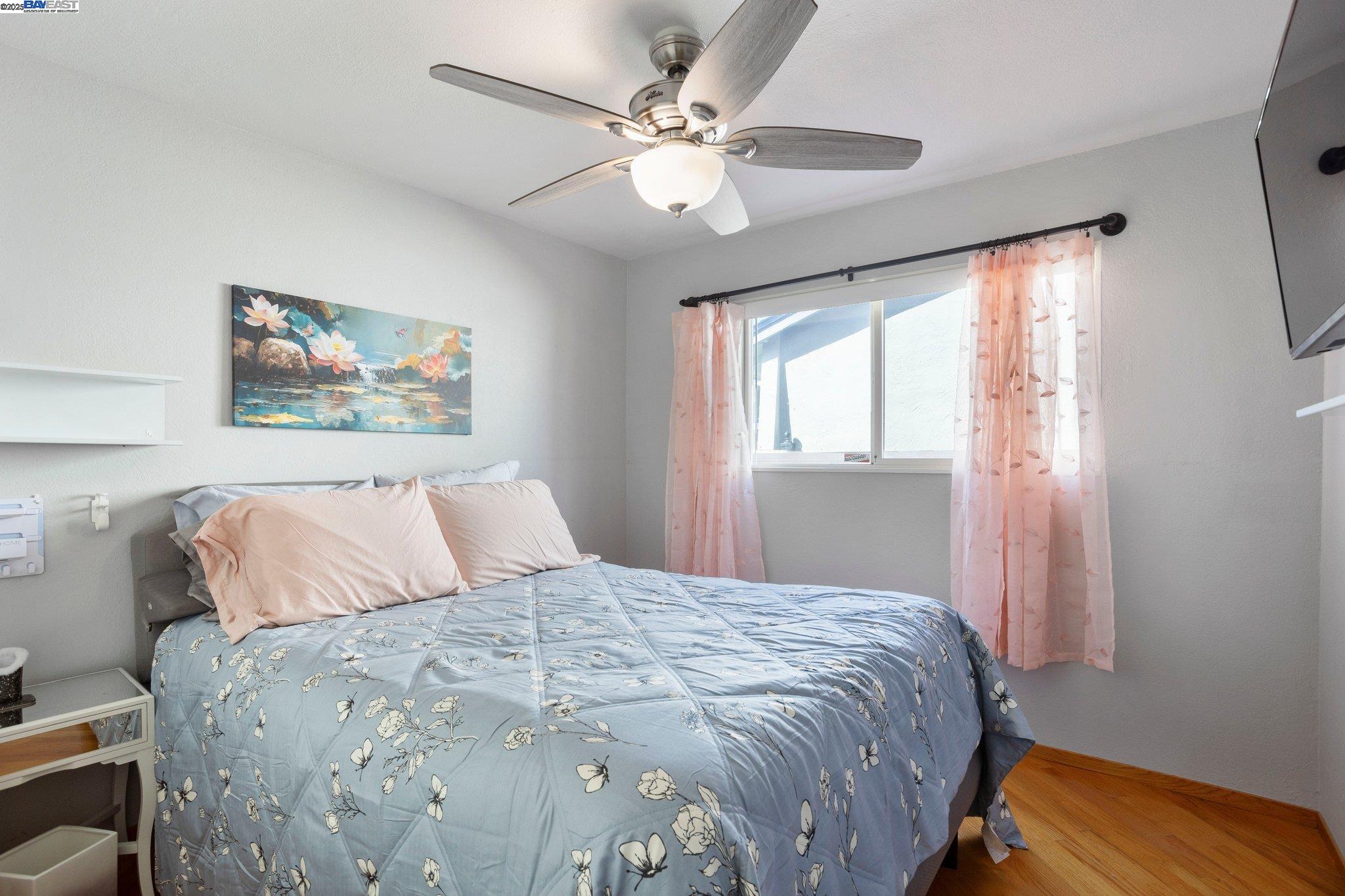 Detail Gallery Image 25 of 44 For 3158 Warwick Rd, Fremont,  CA 94555 - 4 Beds | 2 Baths