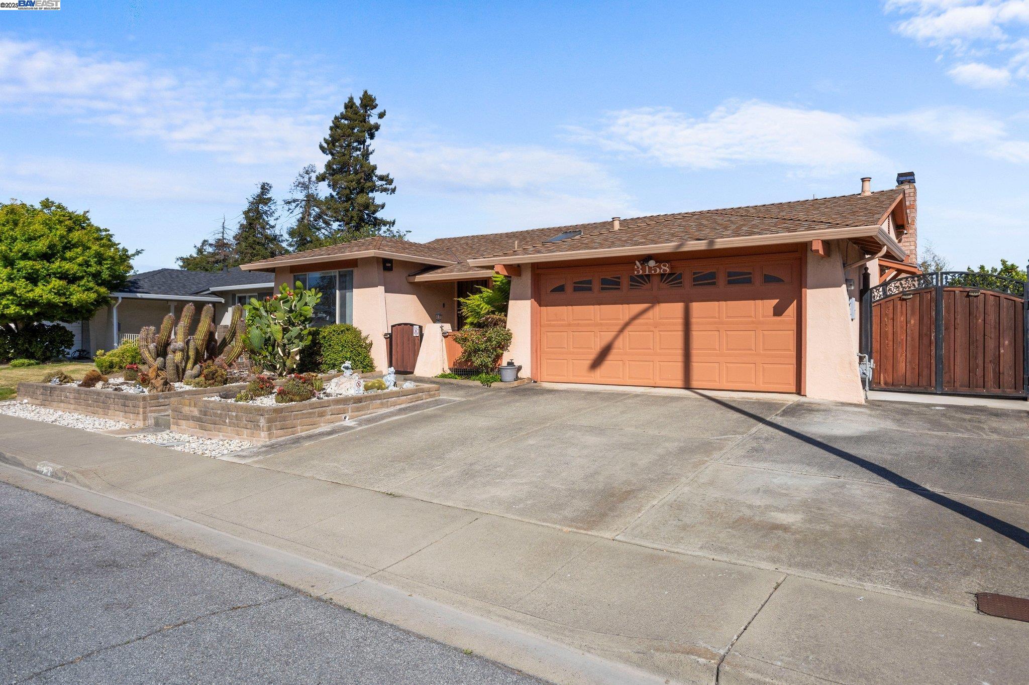 Detail Gallery Image 42 of 44 For 3158 Warwick Rd, Fremont,  CA 94555 - 4 Beds | 2 Baths