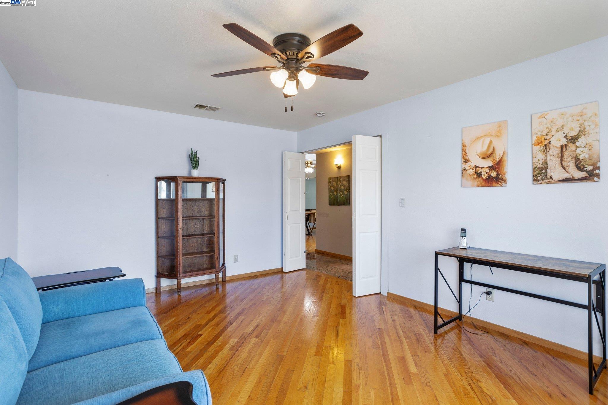 Detail Gallery Image 7 of 44 For 3158 Warwick Rd, Fremont,  CA 94555 - 4 Beds | 2 Baths