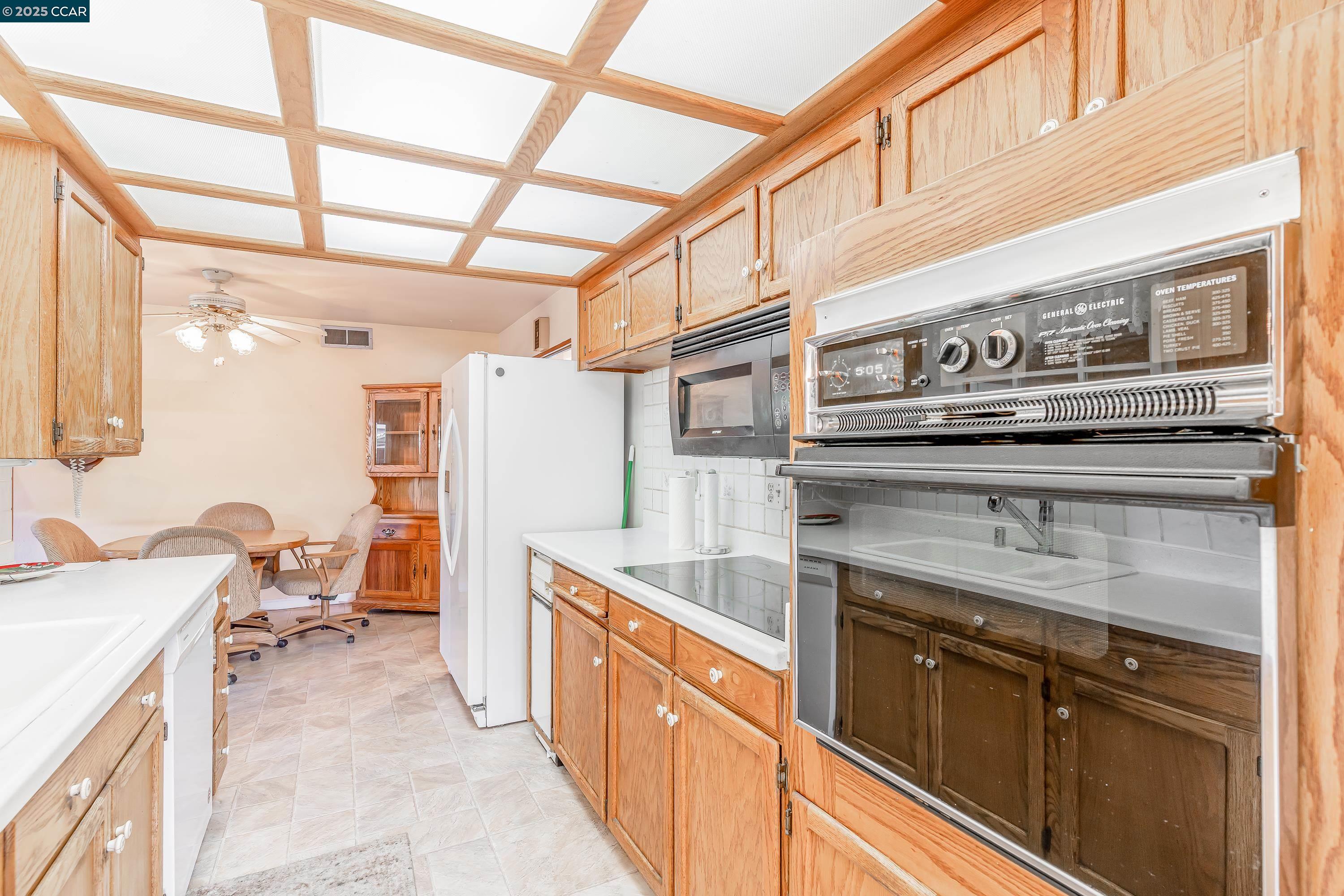 Detail Gallery Image 20 of 60 For 2952 May Rd, Richmond,  CA 94803 - 3 Beds | 1 Baths
