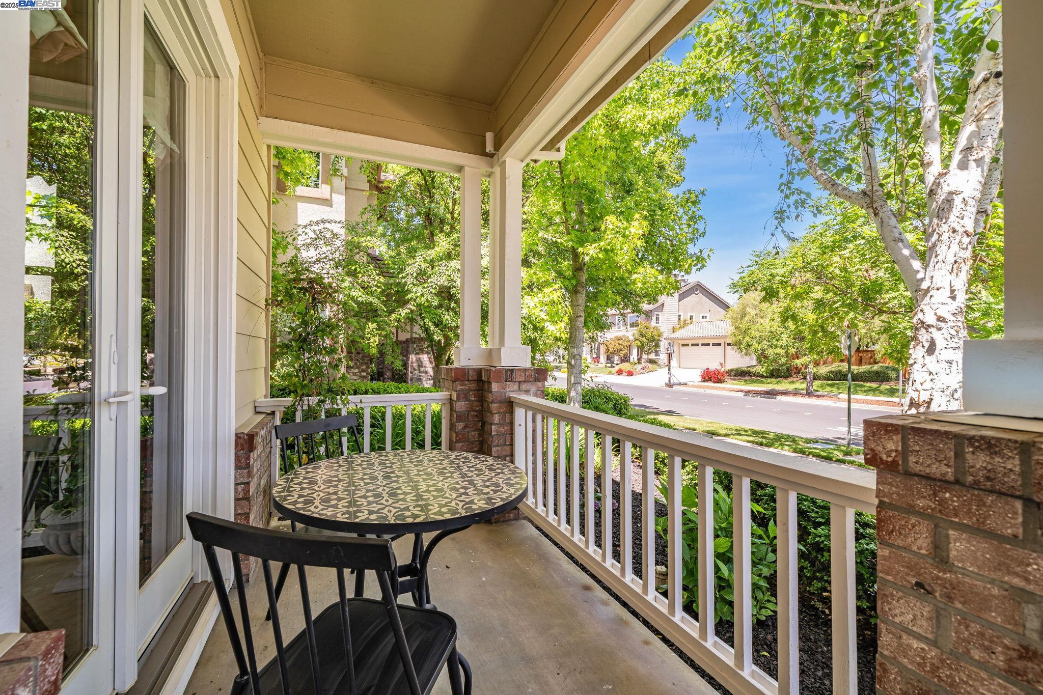 Detail Gallery Image 11 of 54 For 1591 Aria Ct, Livermore,  CA 94550 - 4 Beds | 2/1 Baths
