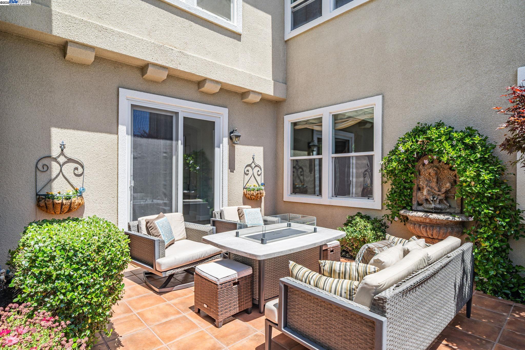 Detail Gallery Image 20 of 54 For 1591 Aria Ct, Livermore,  CA 94550 - 4 Beds | 2/1 Baths