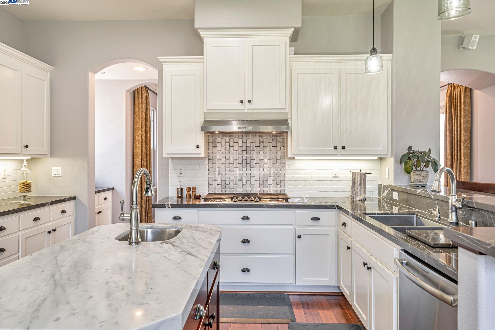 Detail Gallery Image 22 of 54 For 1591 Aria Ct, Livermore,  CA 94550 - 4 Beds | 2/1 Baths