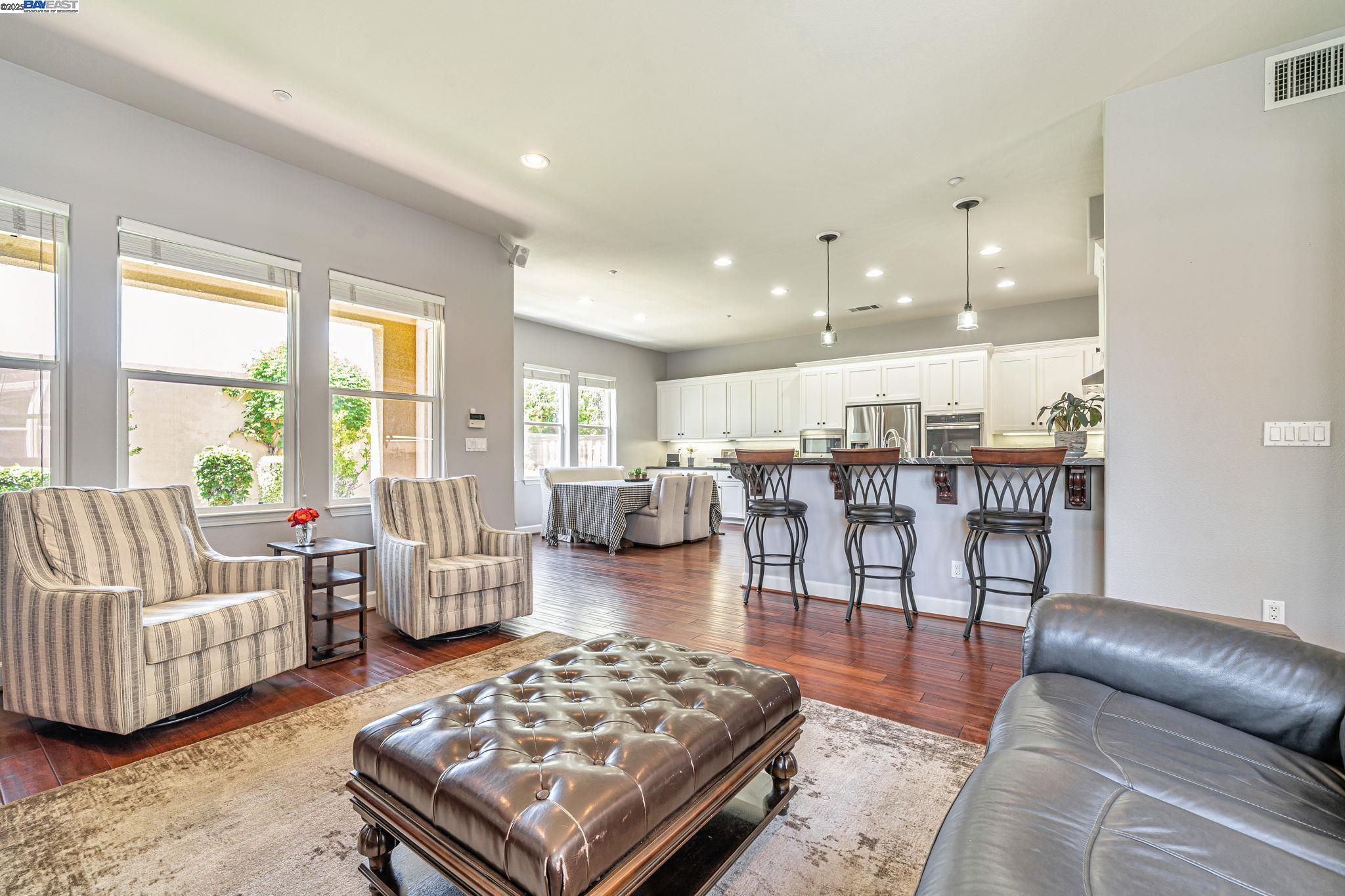 Detail Gallery Image 28 of 54 For 1591 Aria Ct, Livermore,  CA 94550 - 4 Beds | 2/1 Baths