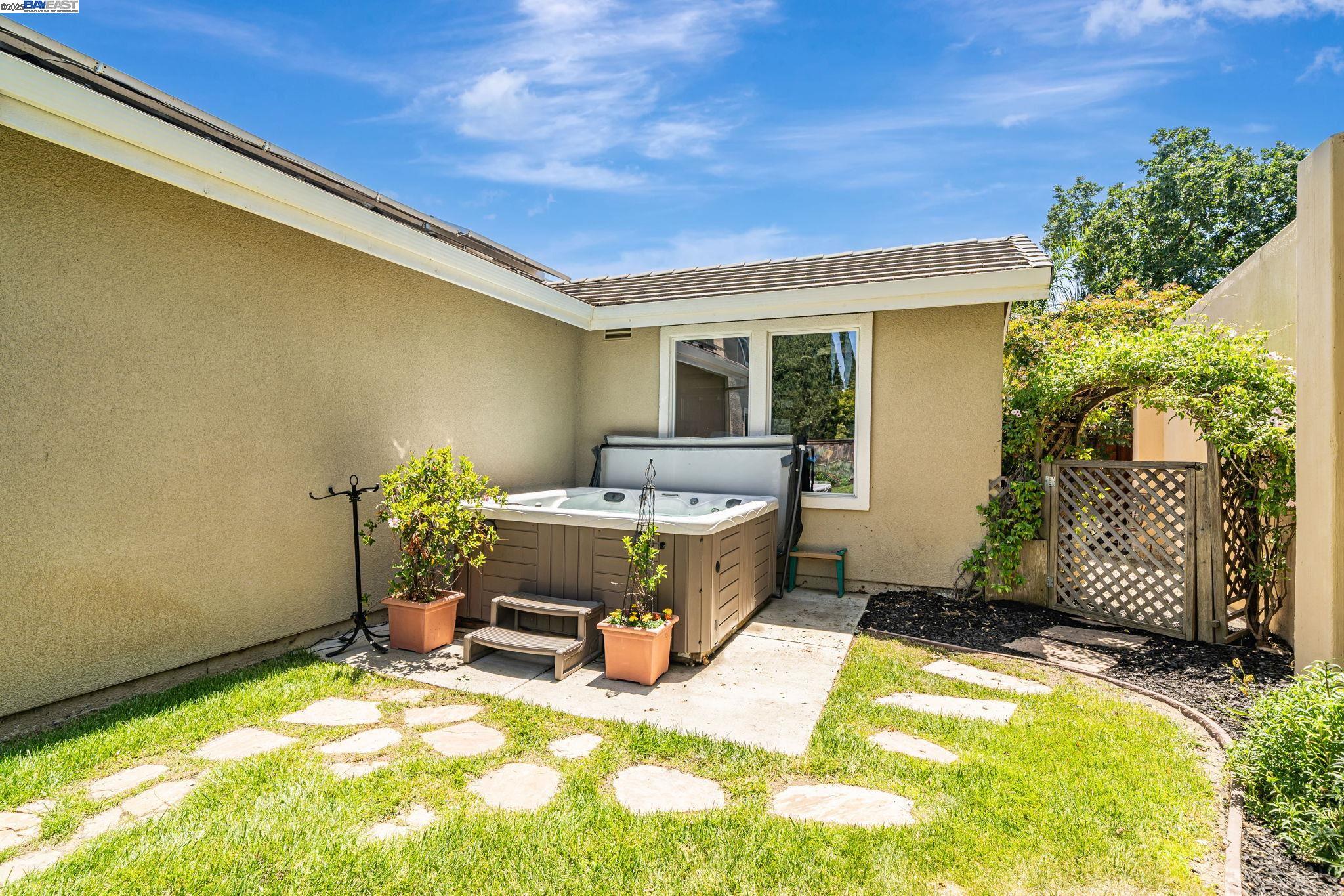 Detail Gallery Image 52 of 54 For 1591 Aria Ct, Livermore,  CA 94550 - 4 Beds | 2/1 Baths