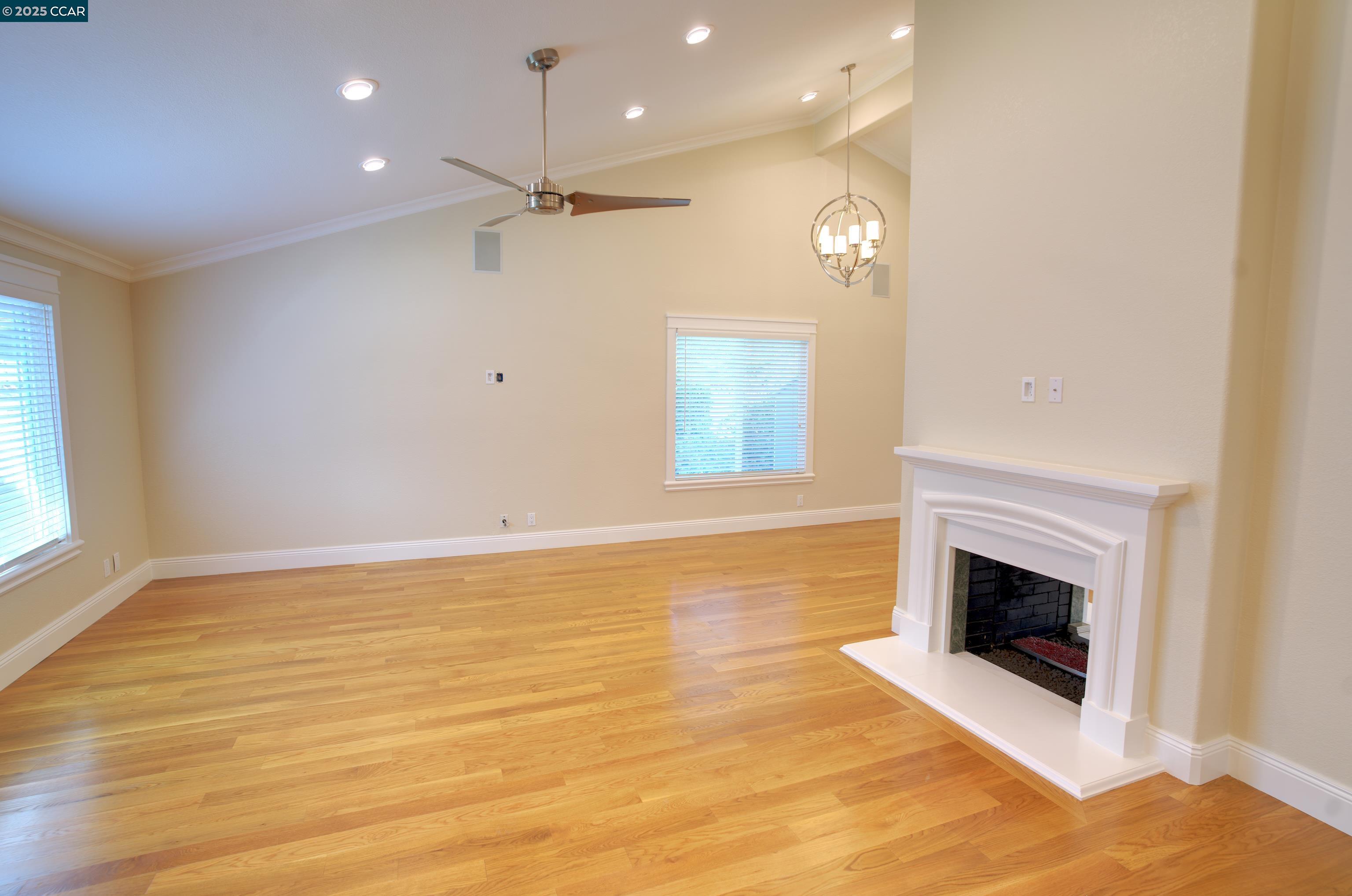 Detail Gallery Image 11 of 31 For 135 St. Patrick's Drive, Danville,  CA 94526 - 3 Beds | 2 Baths