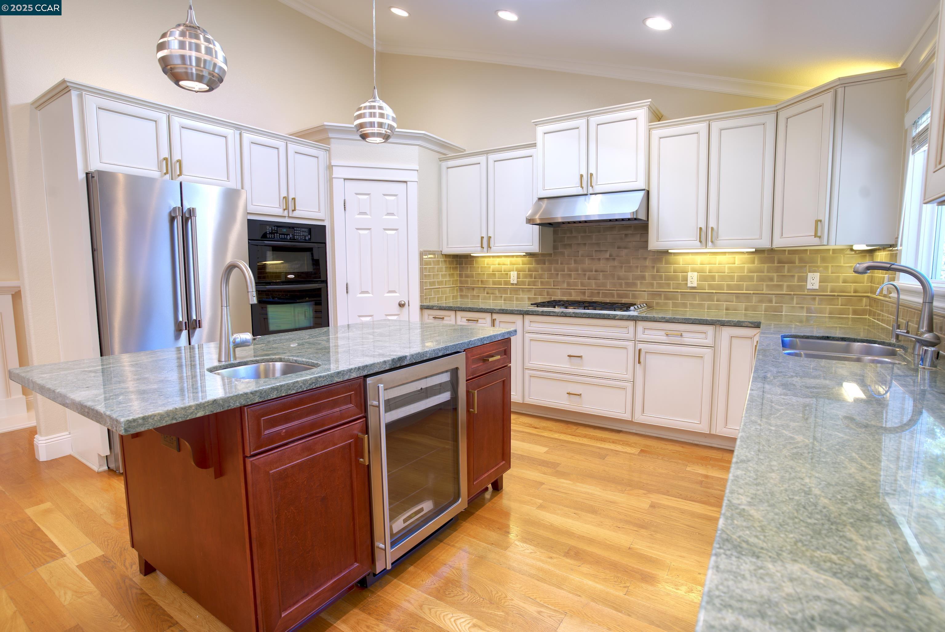 Detail Gallery Image 15 of 31 For 135 St. Patrick's Drive, Danville,  CA 94526 - 3 Beds | 2 Baths