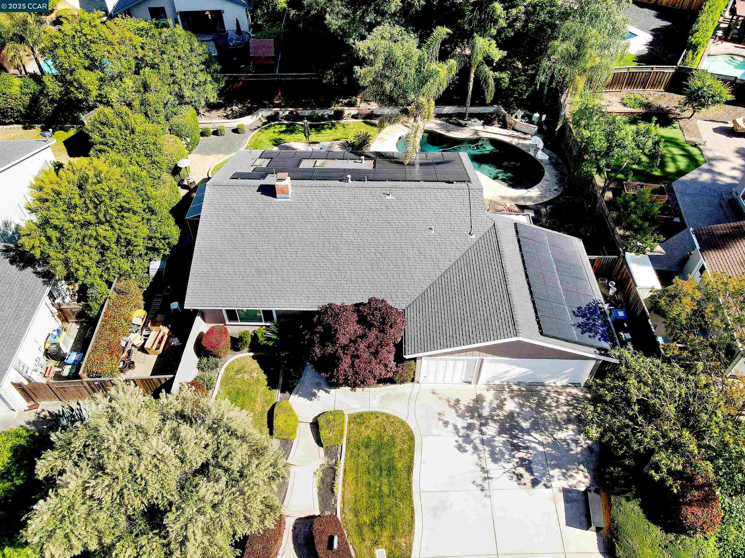 Detail Gallery Image 5 of 31 For 135 St. Patrick's Drive, Danville,  CA 94526 - 3 Beds | 2 Baths