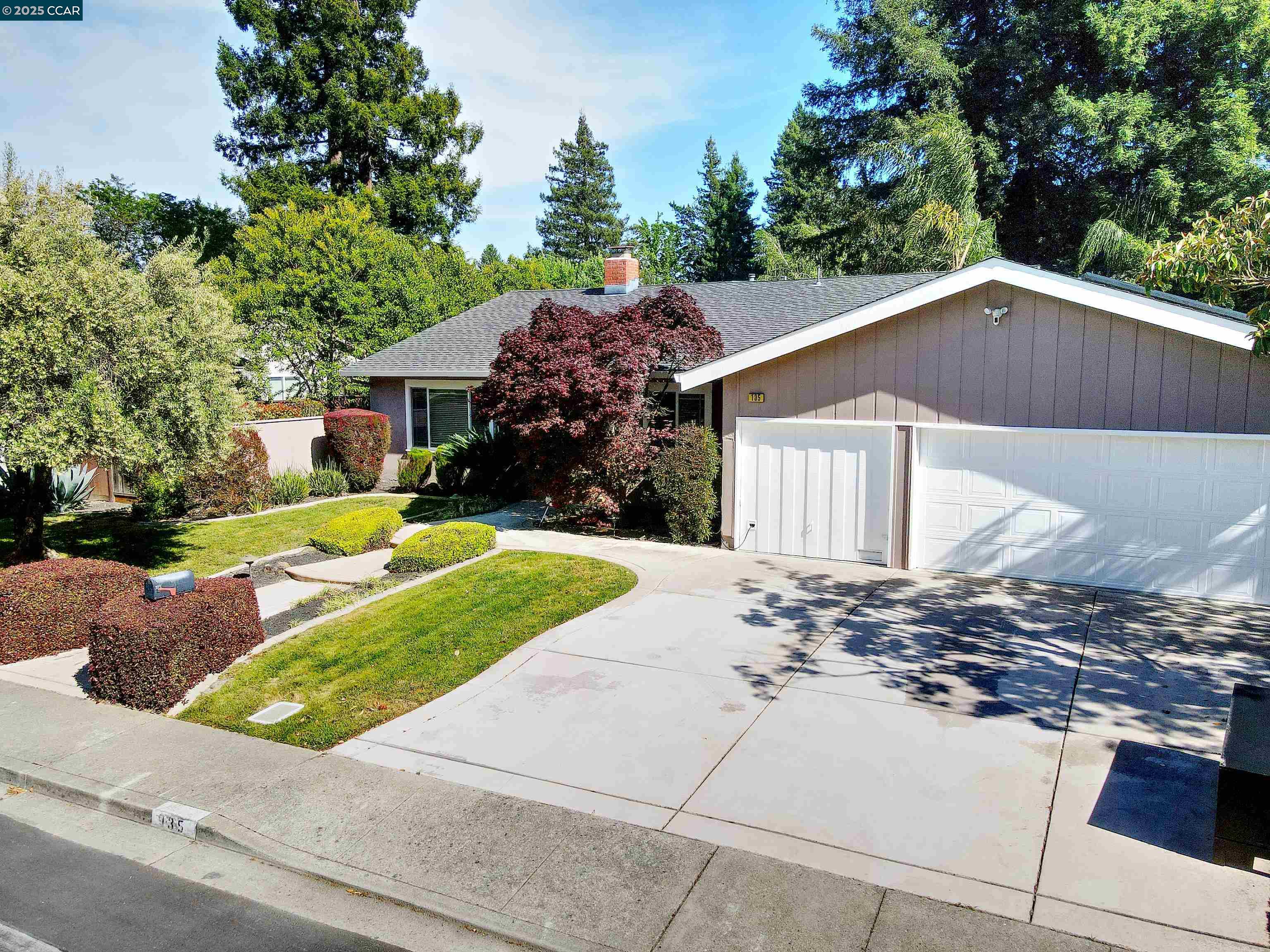 Detail Gallery Image 8 of 31 For 135 St. Patrick's Drive, Danville,  CA 94526 - 3 Beds | 2 Baths